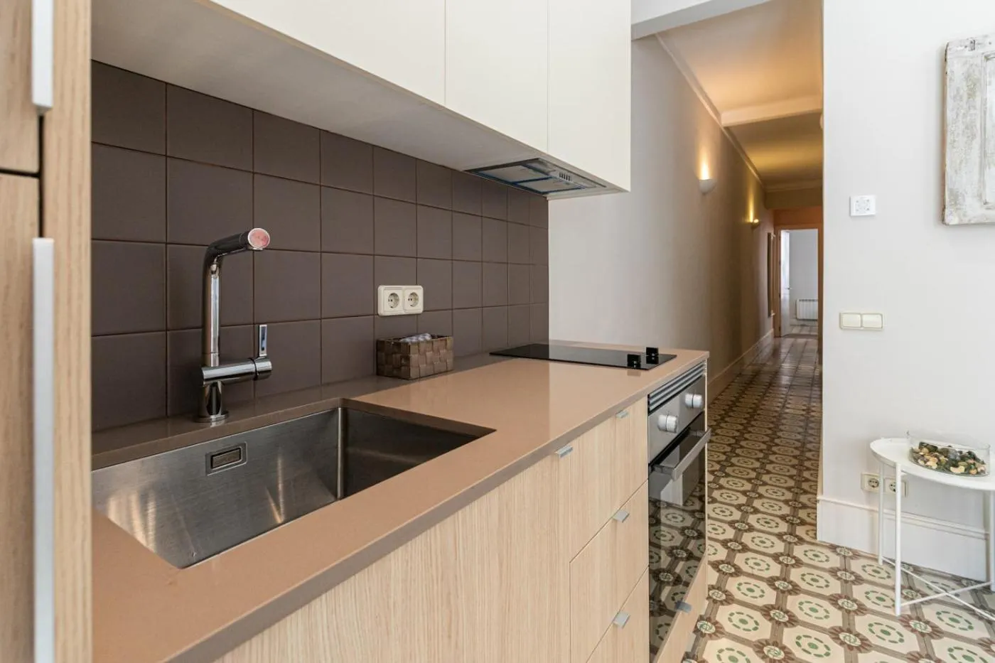 Kitchen or kitchenette in Weflating Sant Antoni Market