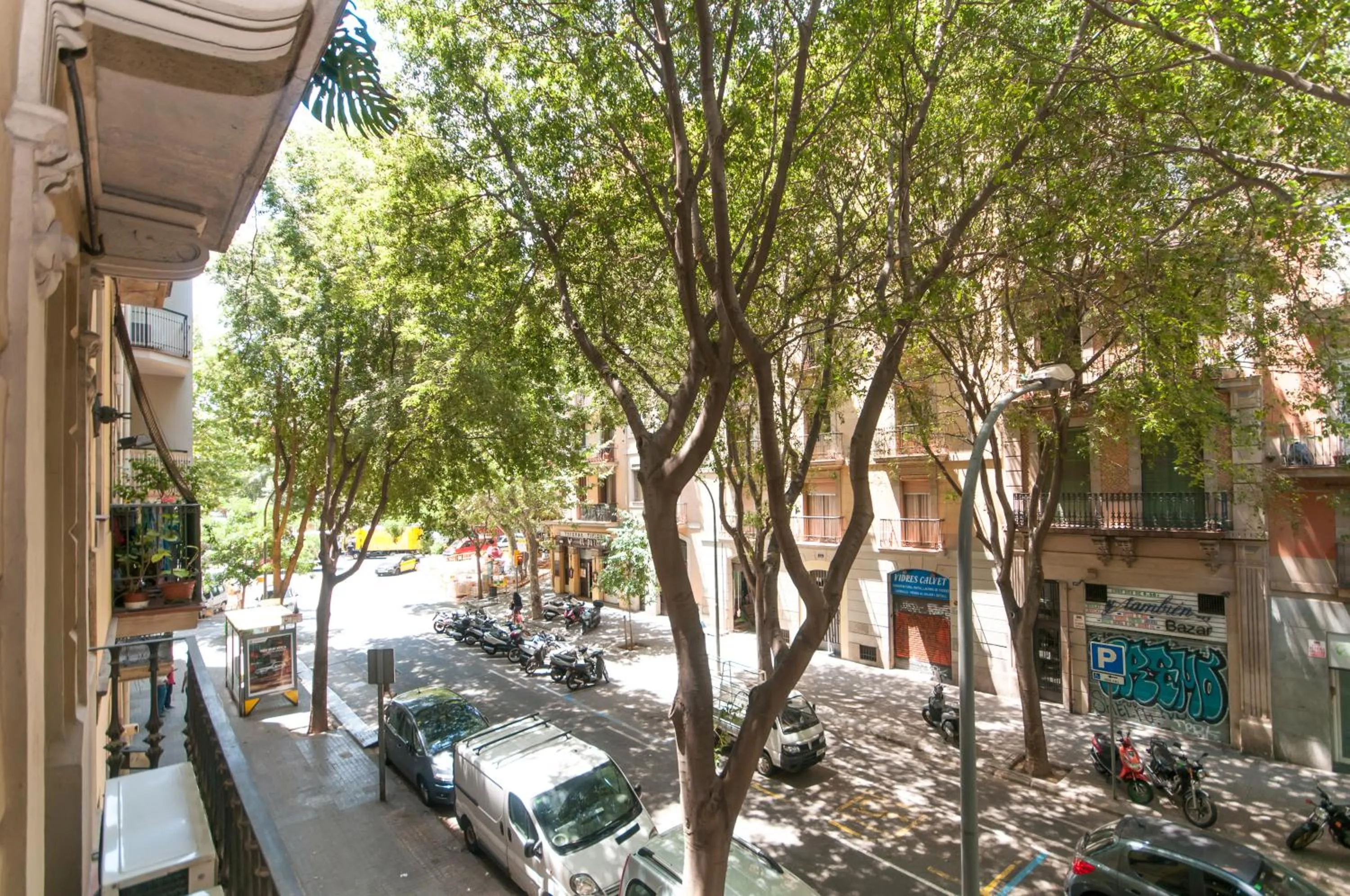 Street view in Weflating Sant Antoni Market