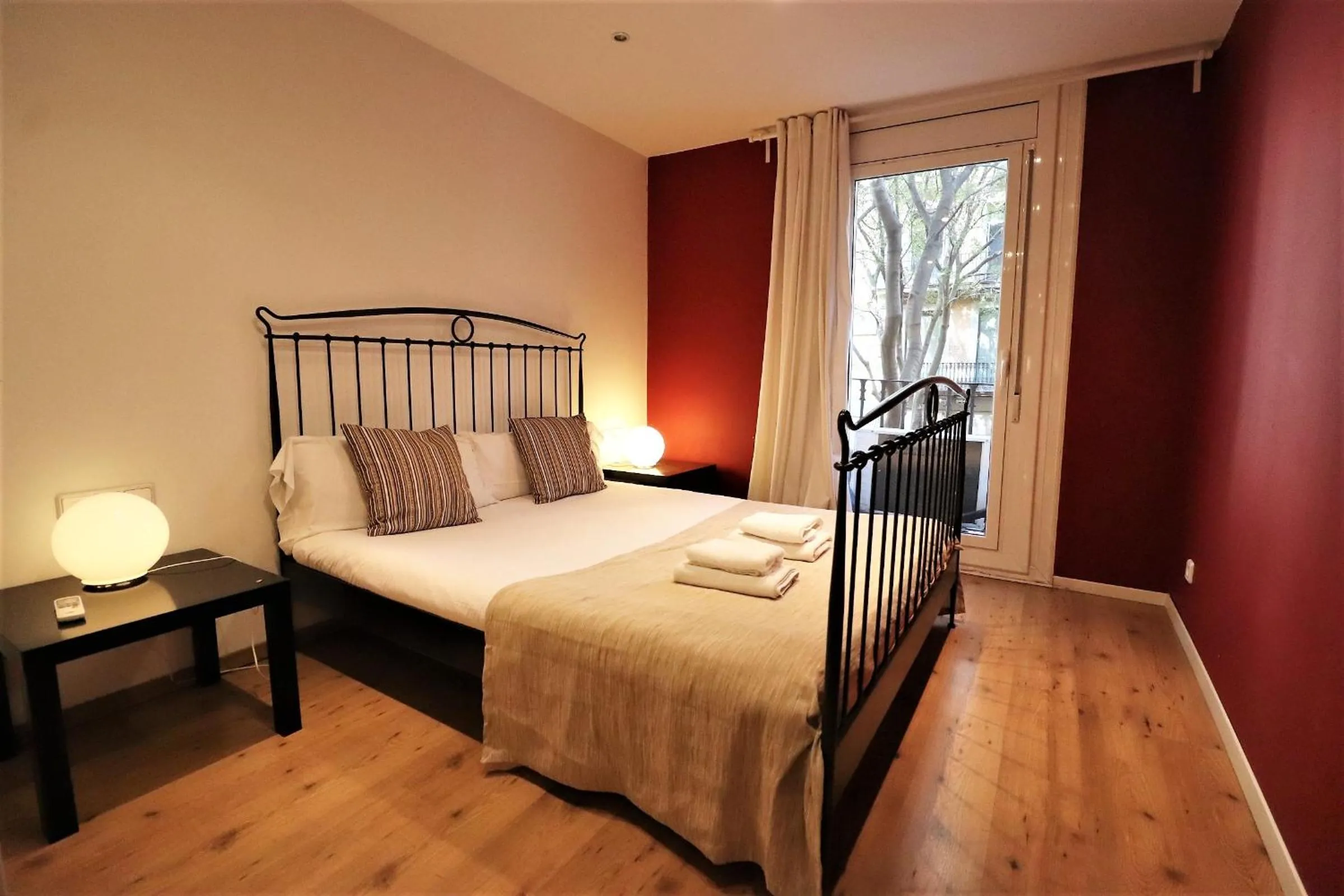 Bed in Weflating Sant Antoni Market