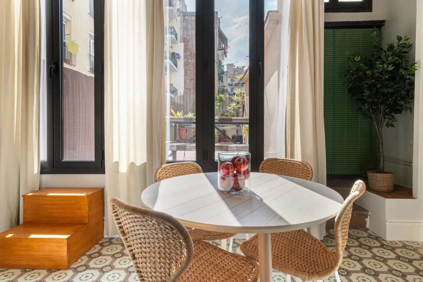 Weflating Sant Antoni Market Weflating Sant Antoni Market