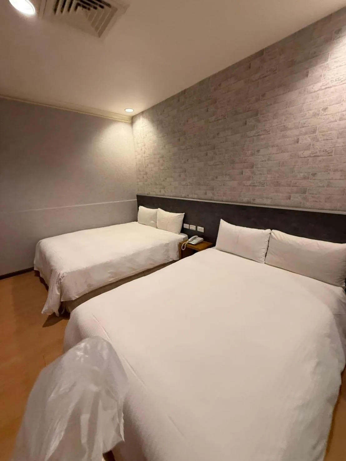 Bed in The Prince Hotel