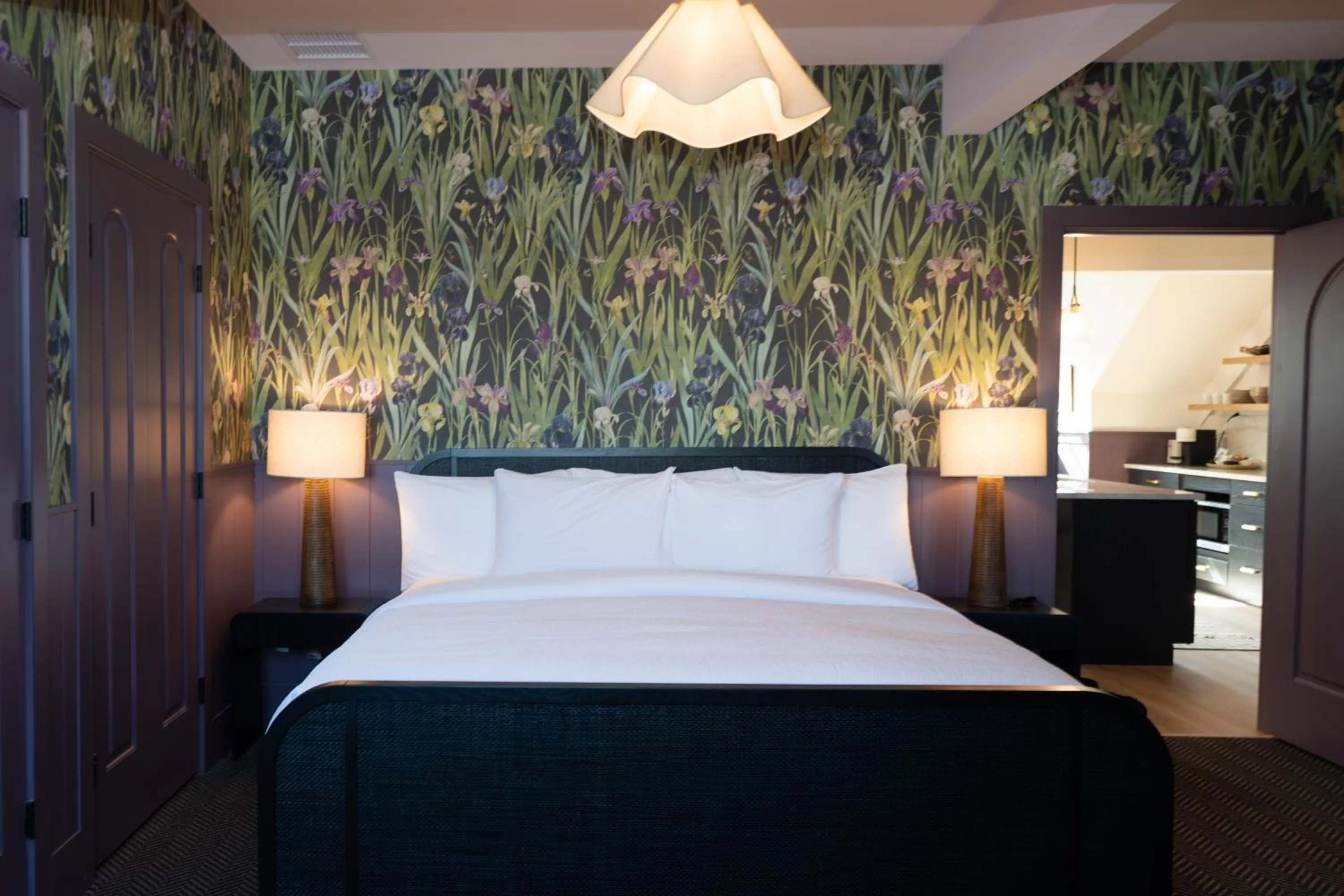 Bed in Hotel Thaxter