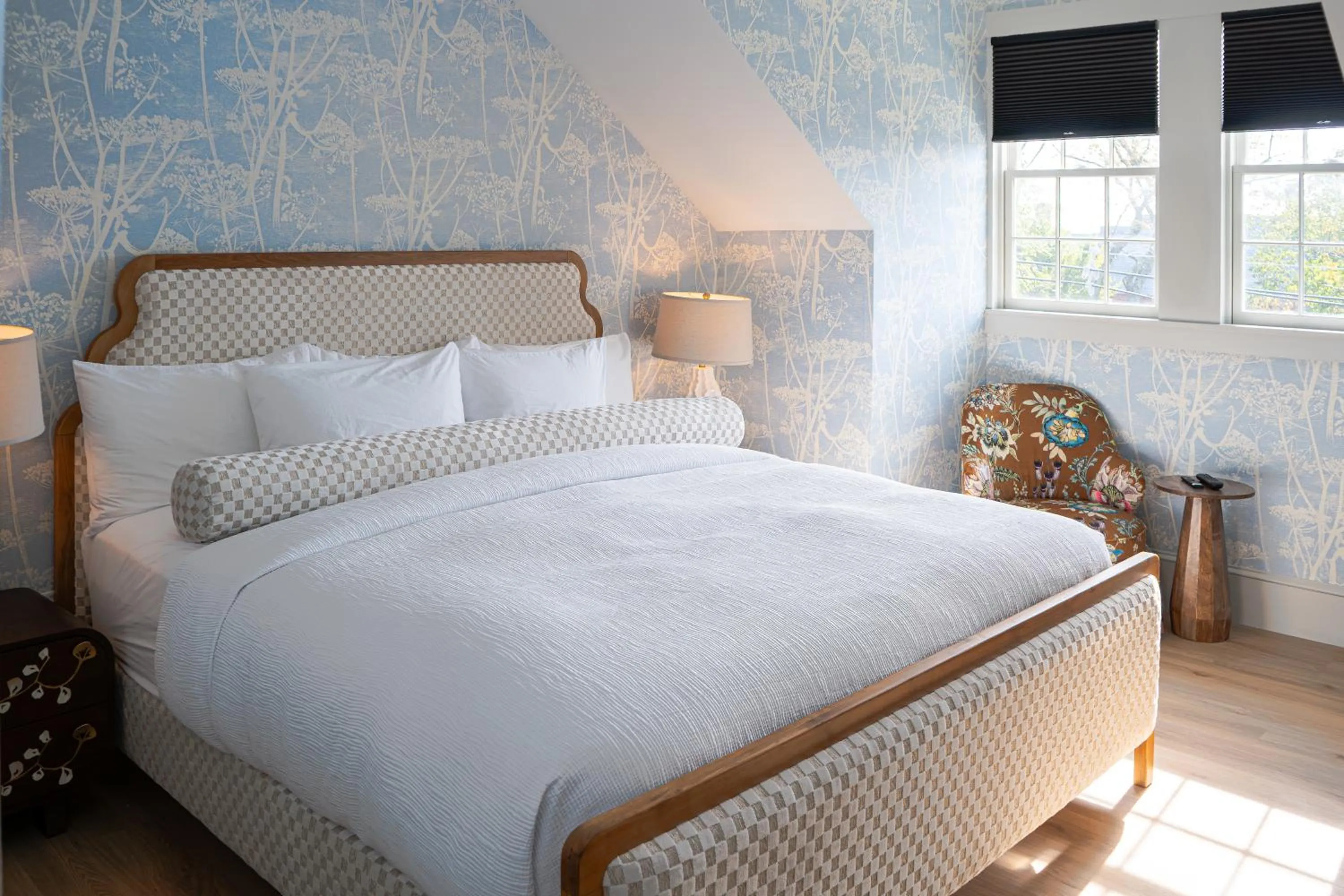 Bed in Hotel Thaxter