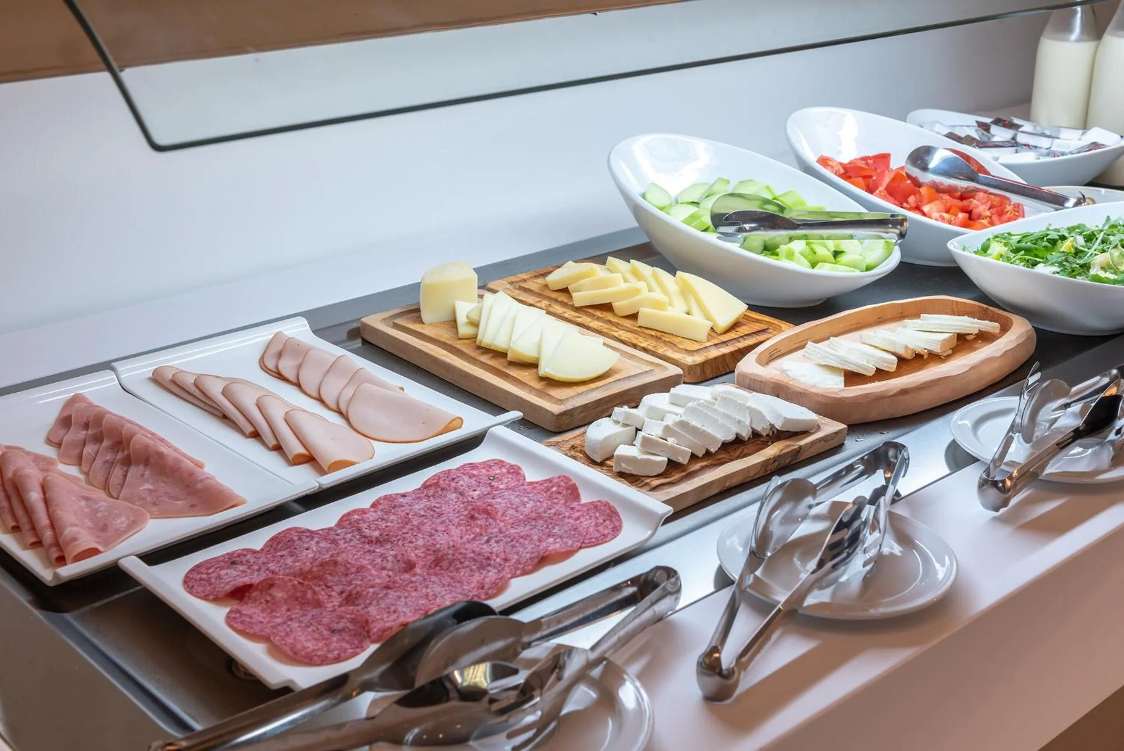 Food and drinks in GRAND PATELLI