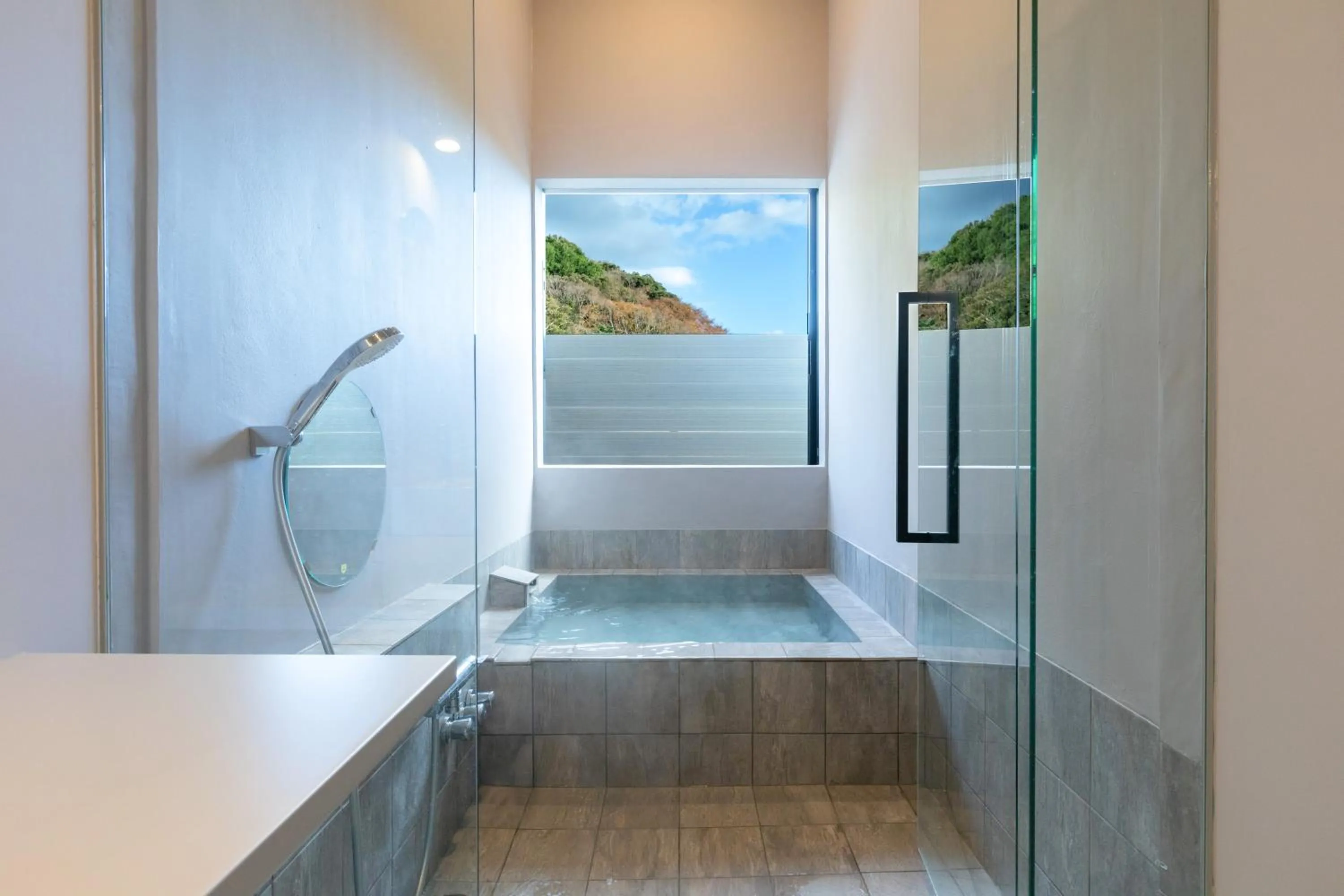 Hot Spring Bath in Zen no Yu