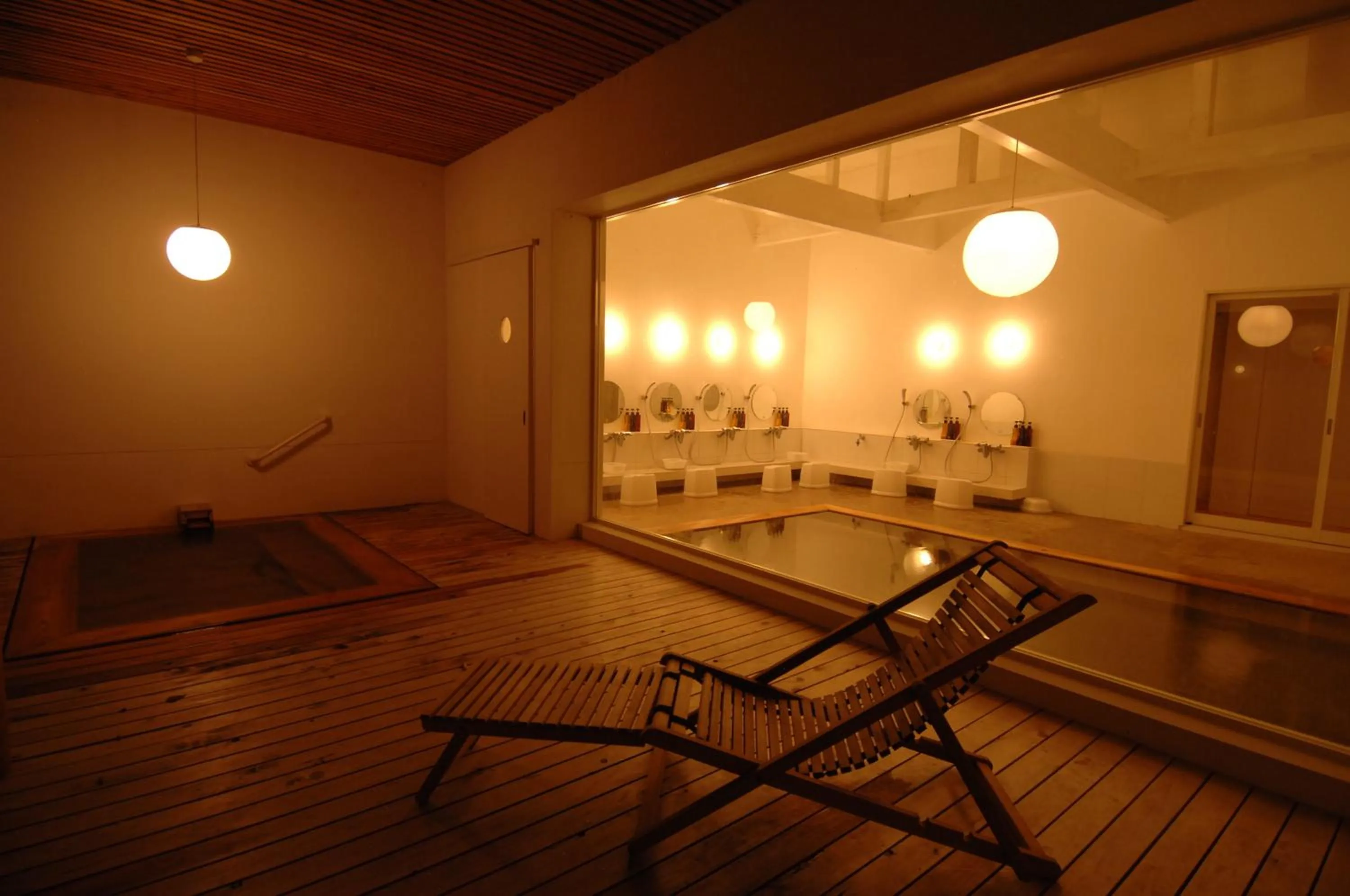 Hot Spring Bath in Zen no Yu
