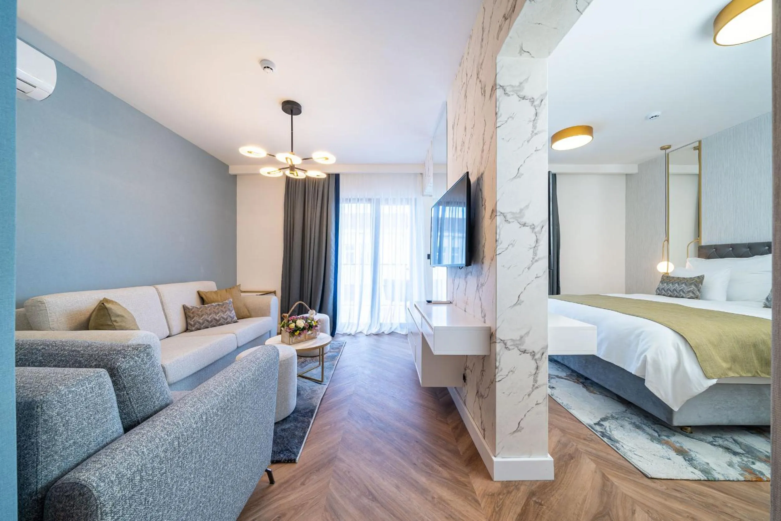 Photo of the whole room, Bed in Hotel Millennium by Aycon