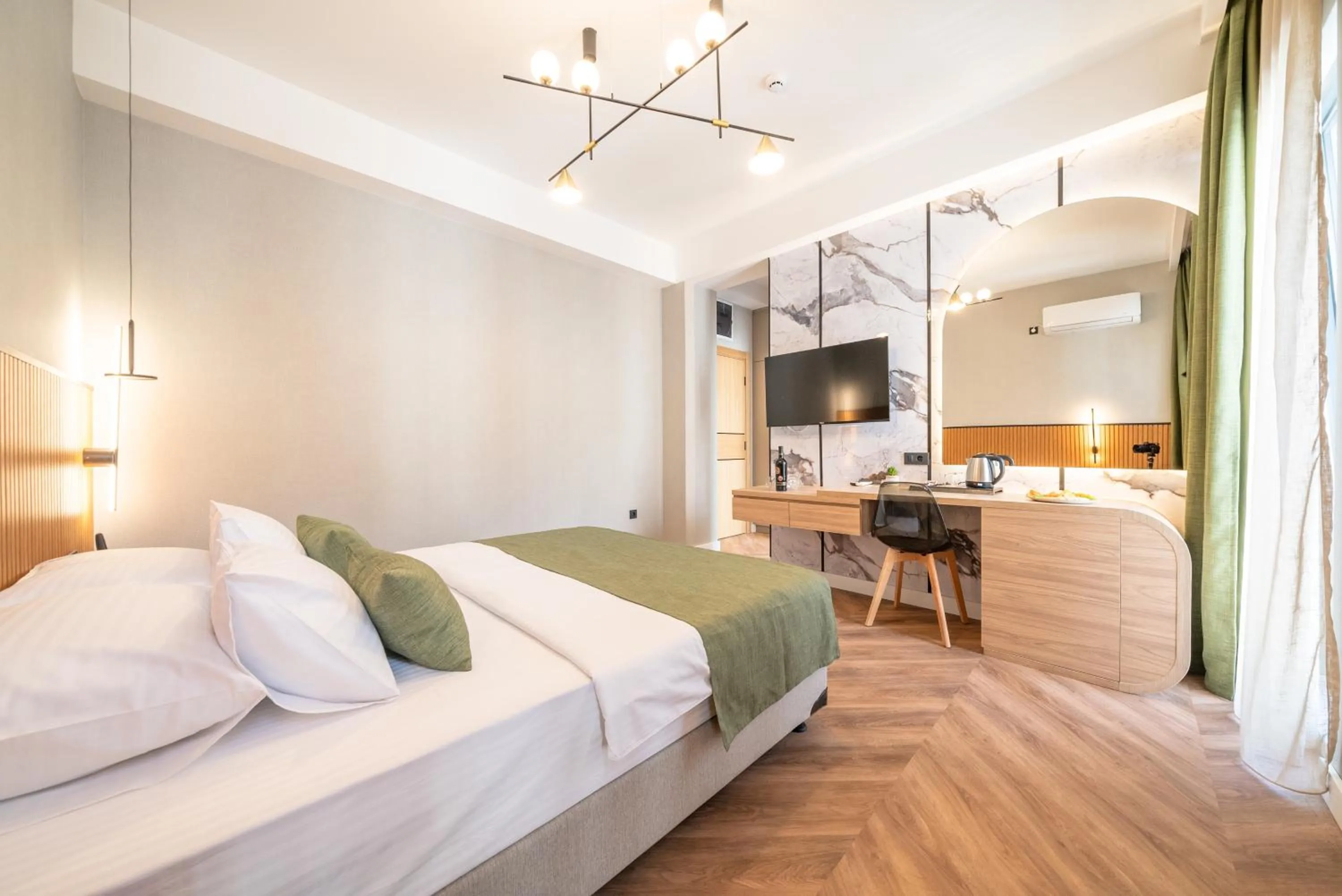 Photo of the whole room, Bed in Hotel Millennium by Aycon