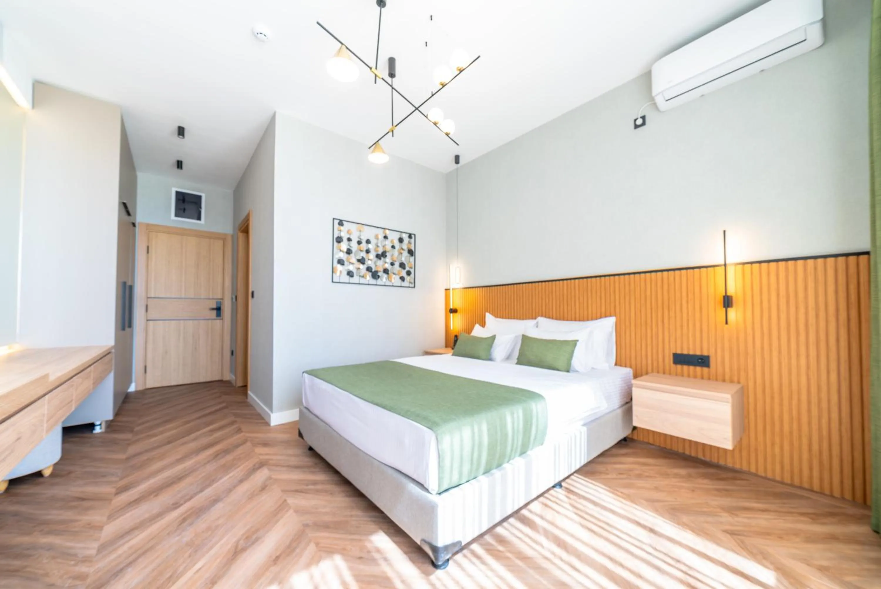 Photo of the whole room, Bed in Hotel Millennium by Aycon