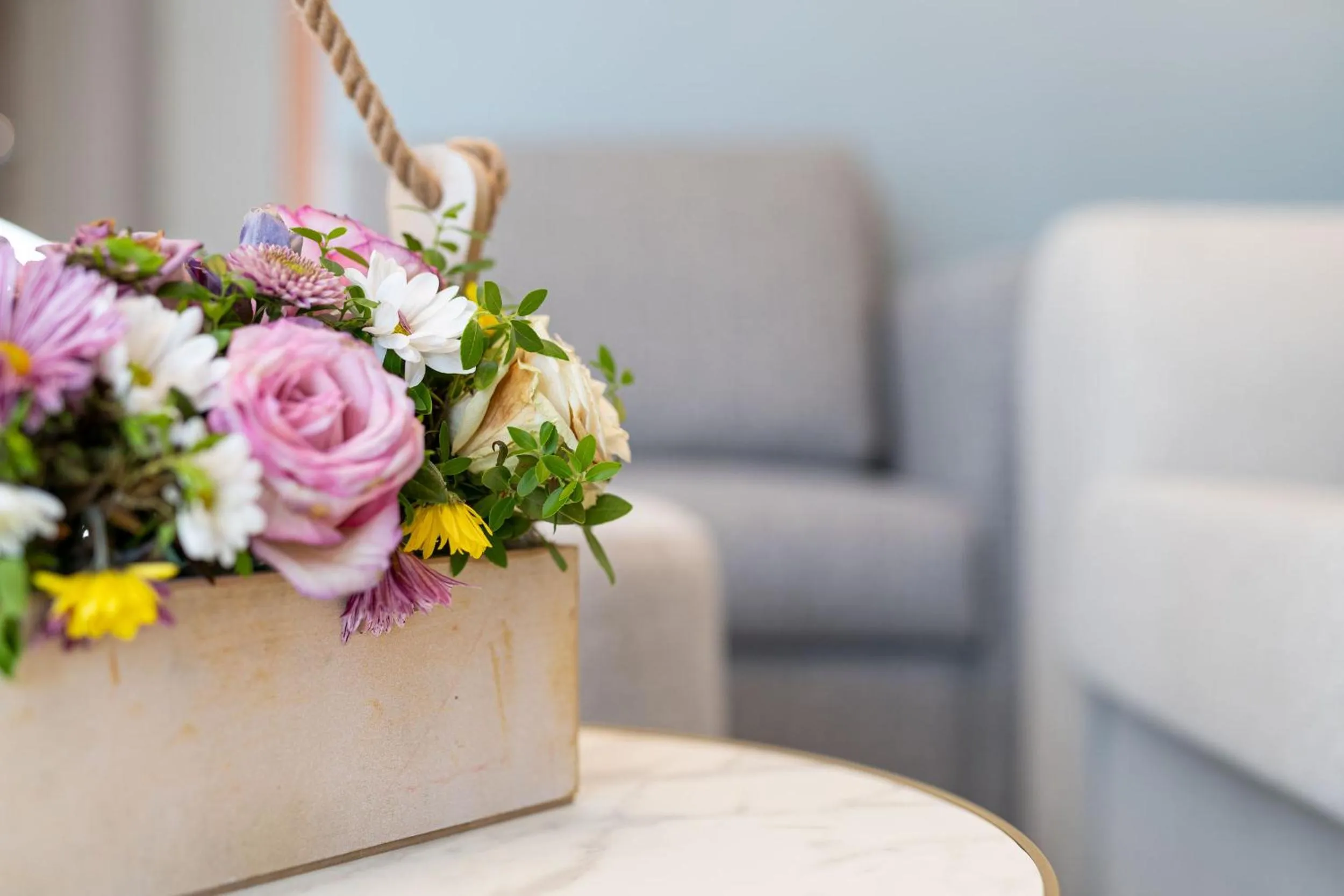 Seating area in Hotel Millennium by Aycon