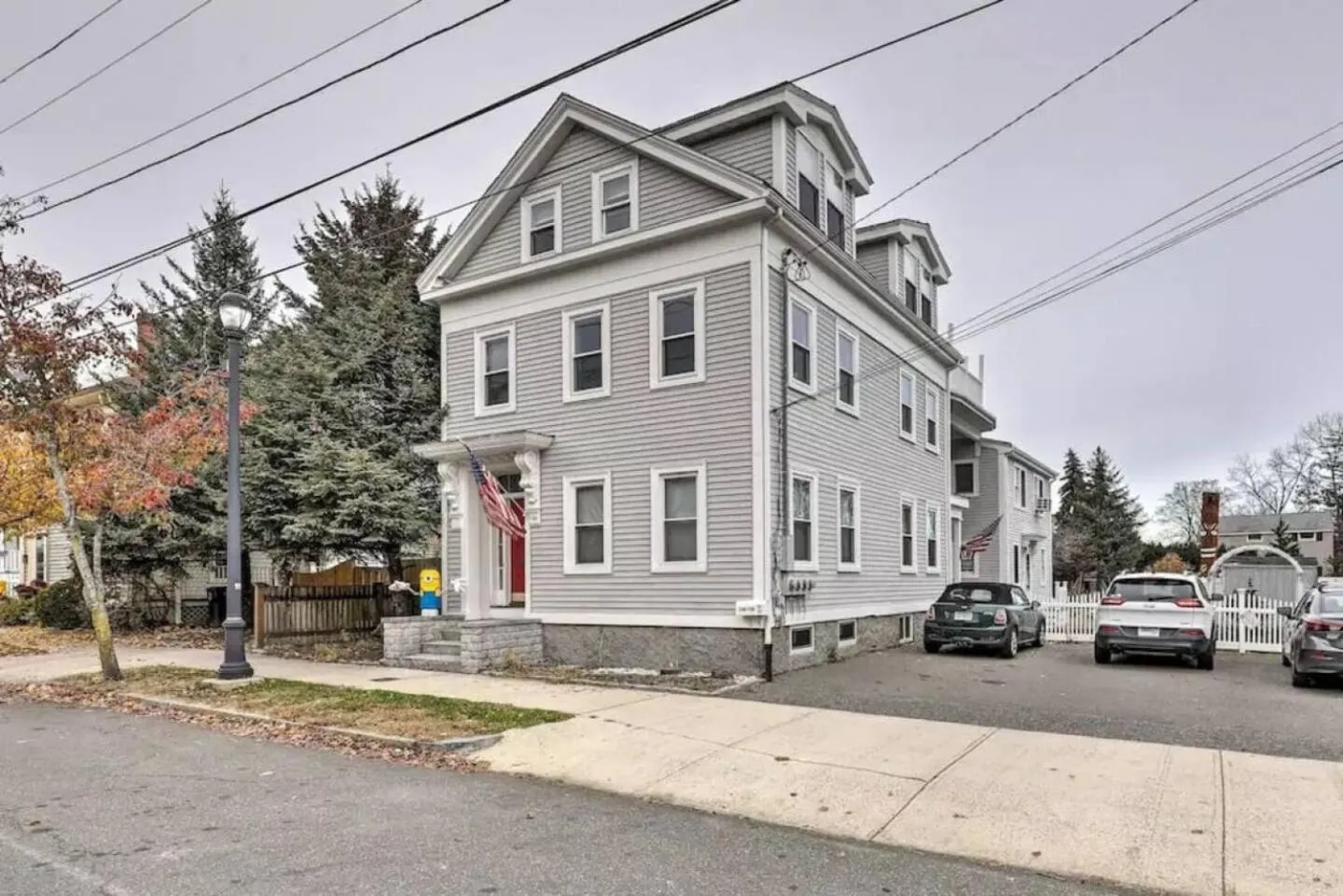 NEW! Family-Friendly Getaway -1 Mi to Dtwn Salem w Roof Deck & Tiki Bar