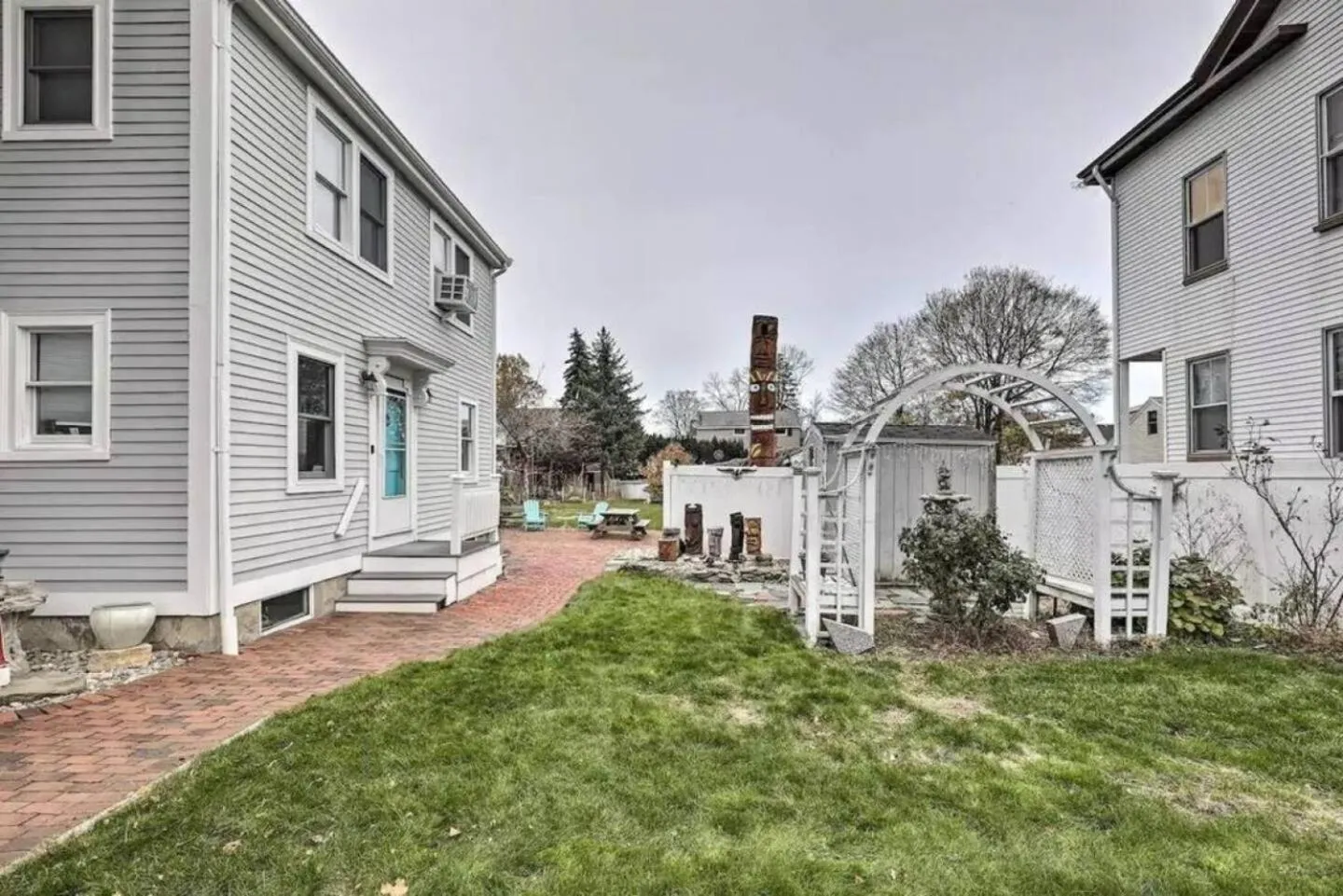 NEW! Family-Friendly Getaway -1 Mi to Dtwn Salem w Roof Deck & Tiki Bar