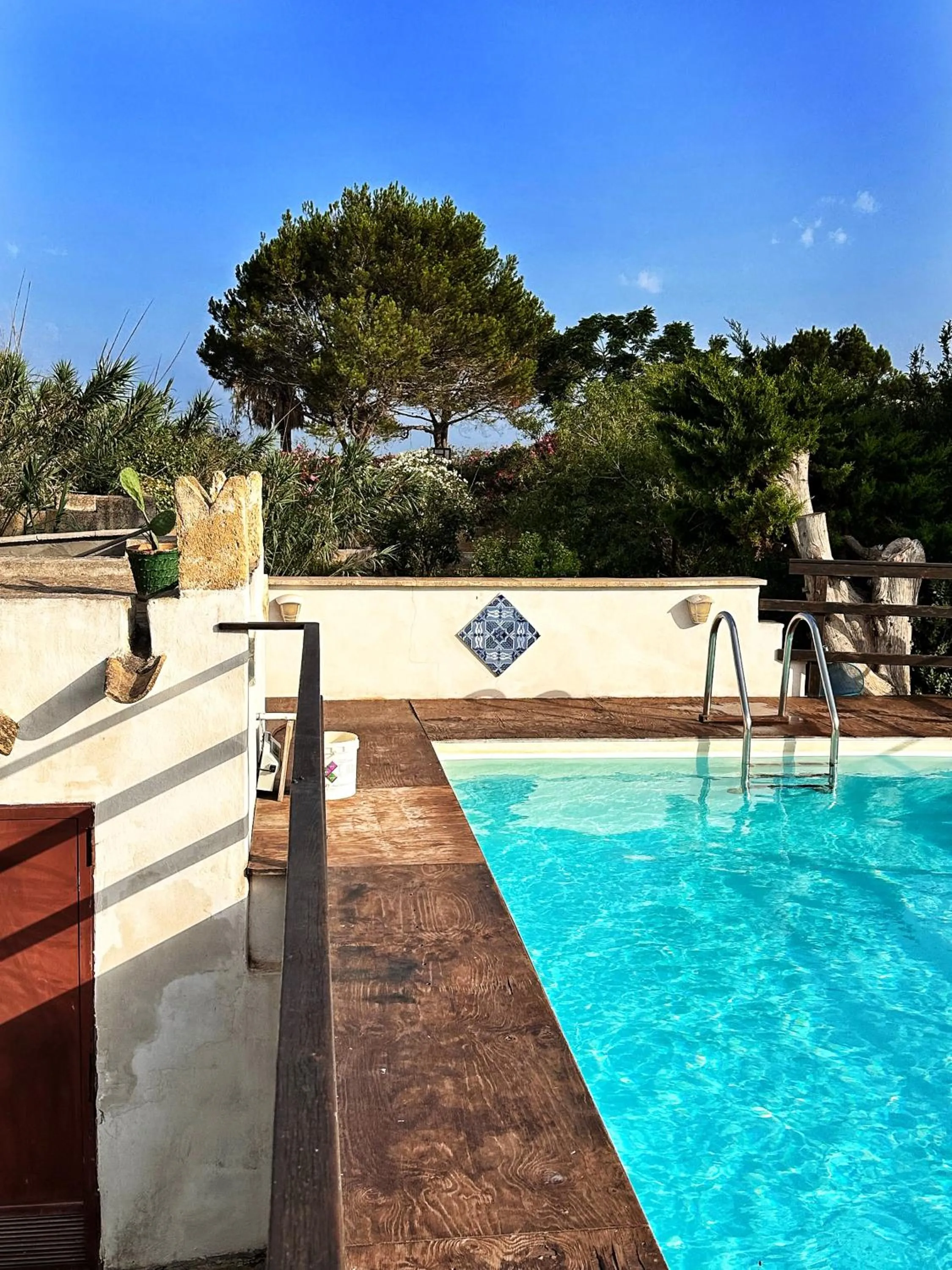 Swimming pool in Baglio Spanò - Antiche Dimore di Sicilia
