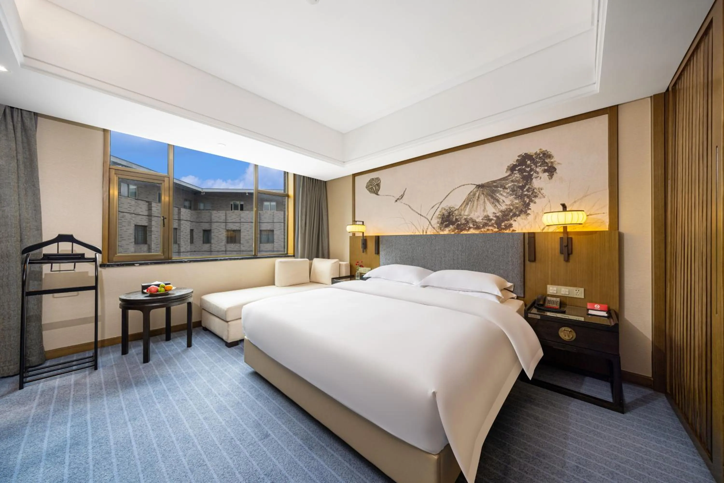 Bed in Yue Yang Hotel