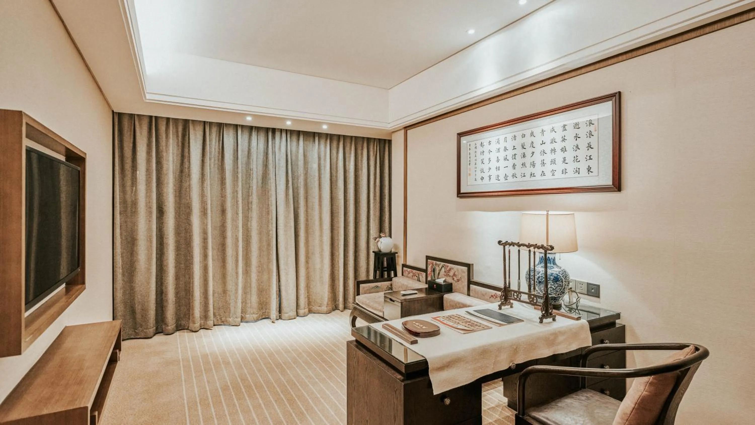 Bed in Yue Yang Hotel