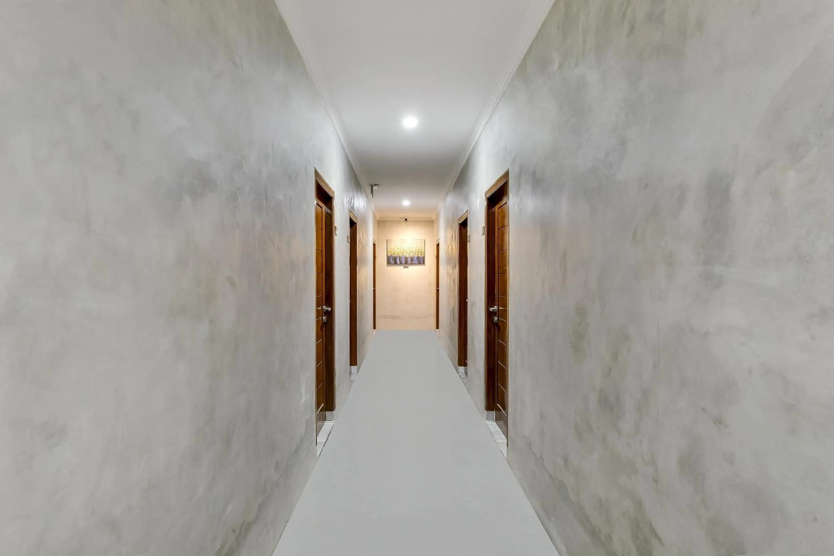 Lobby or reception in Capital O 90983 Harmony Easy Stay