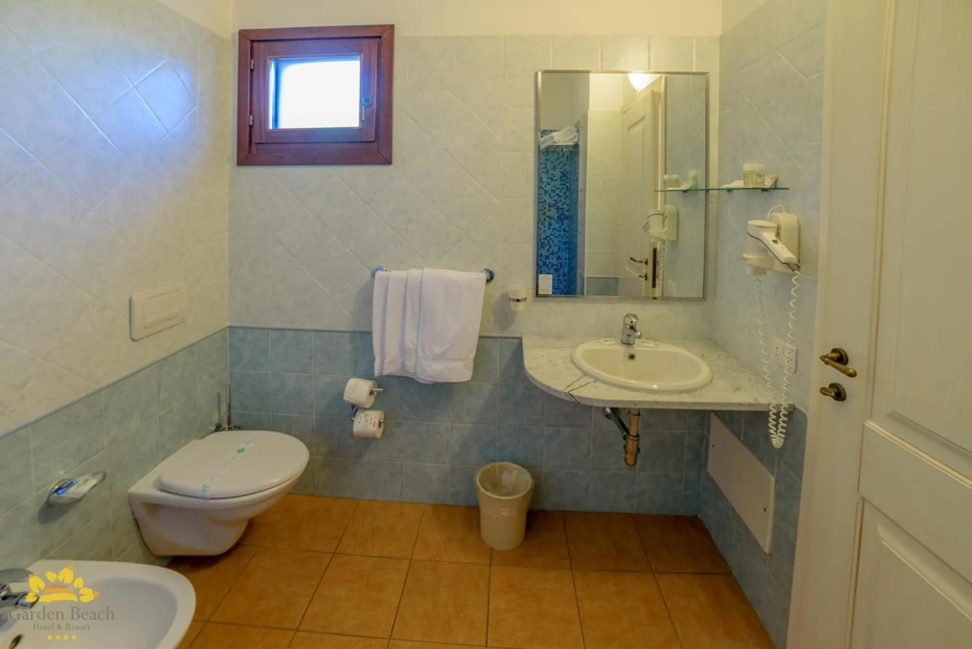 Bathroom in Hotel Garden Beach