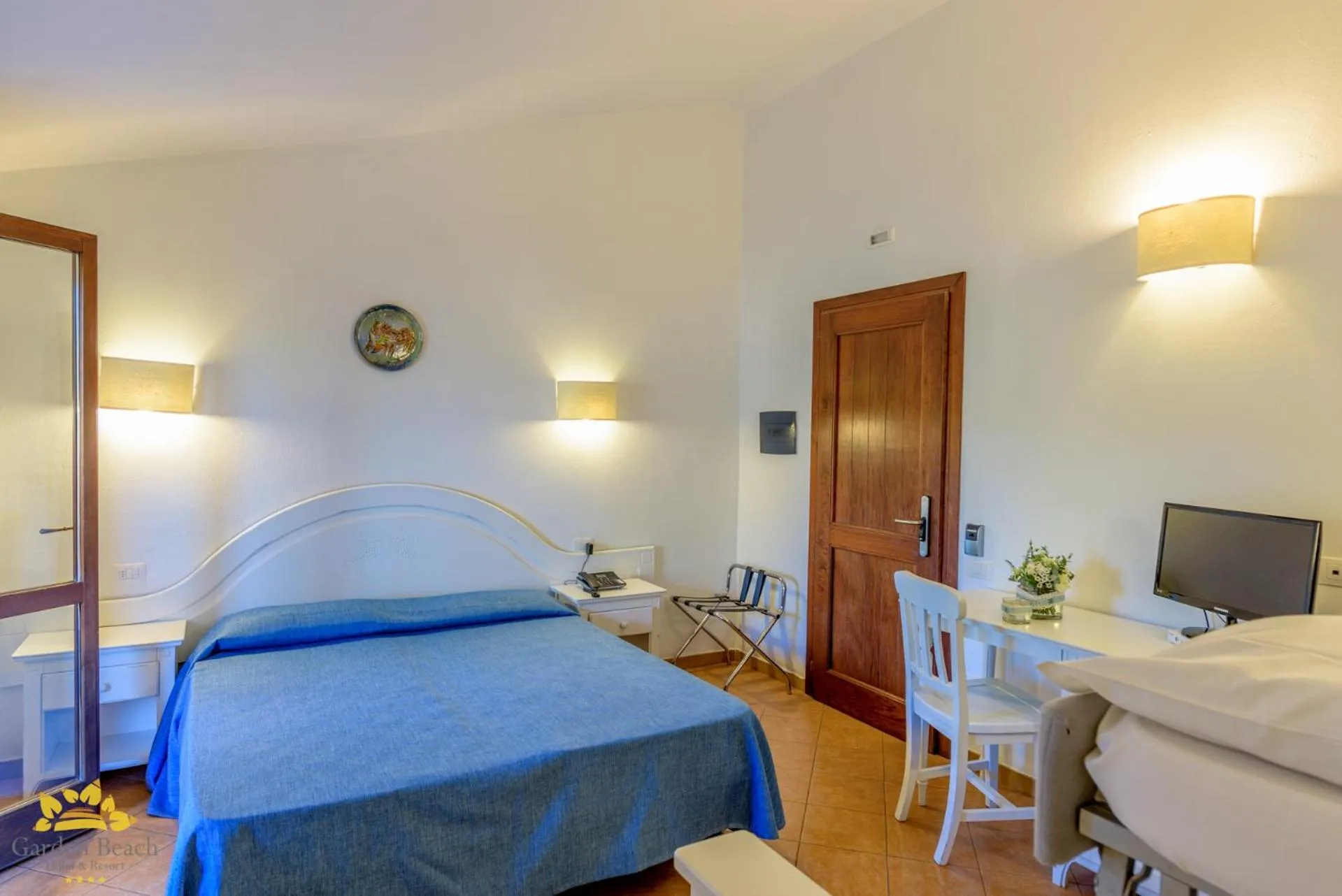 Bedroom, Bed in Hotel Garden Beach