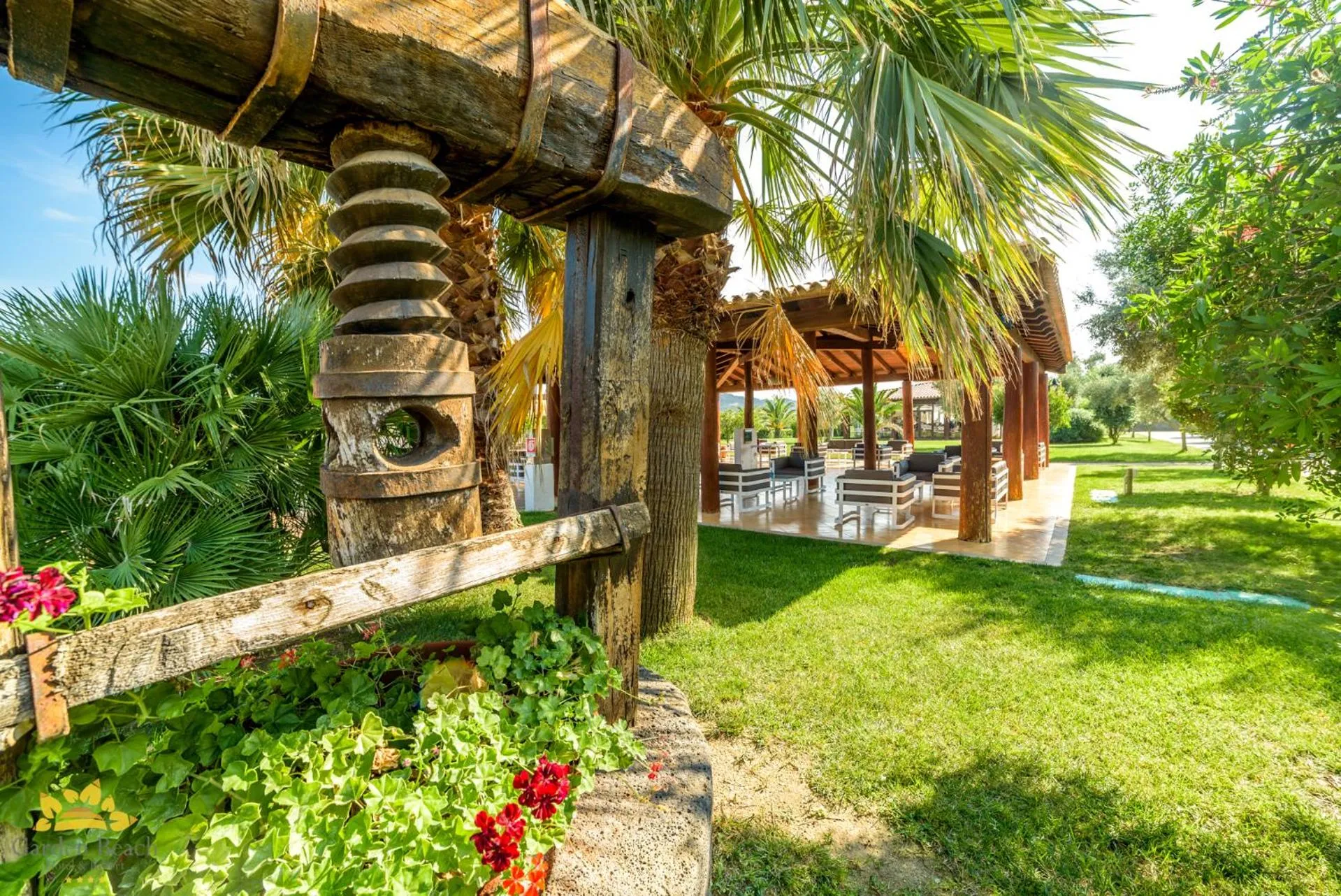 Restaurant/places to eat in Hotel Garden Beach