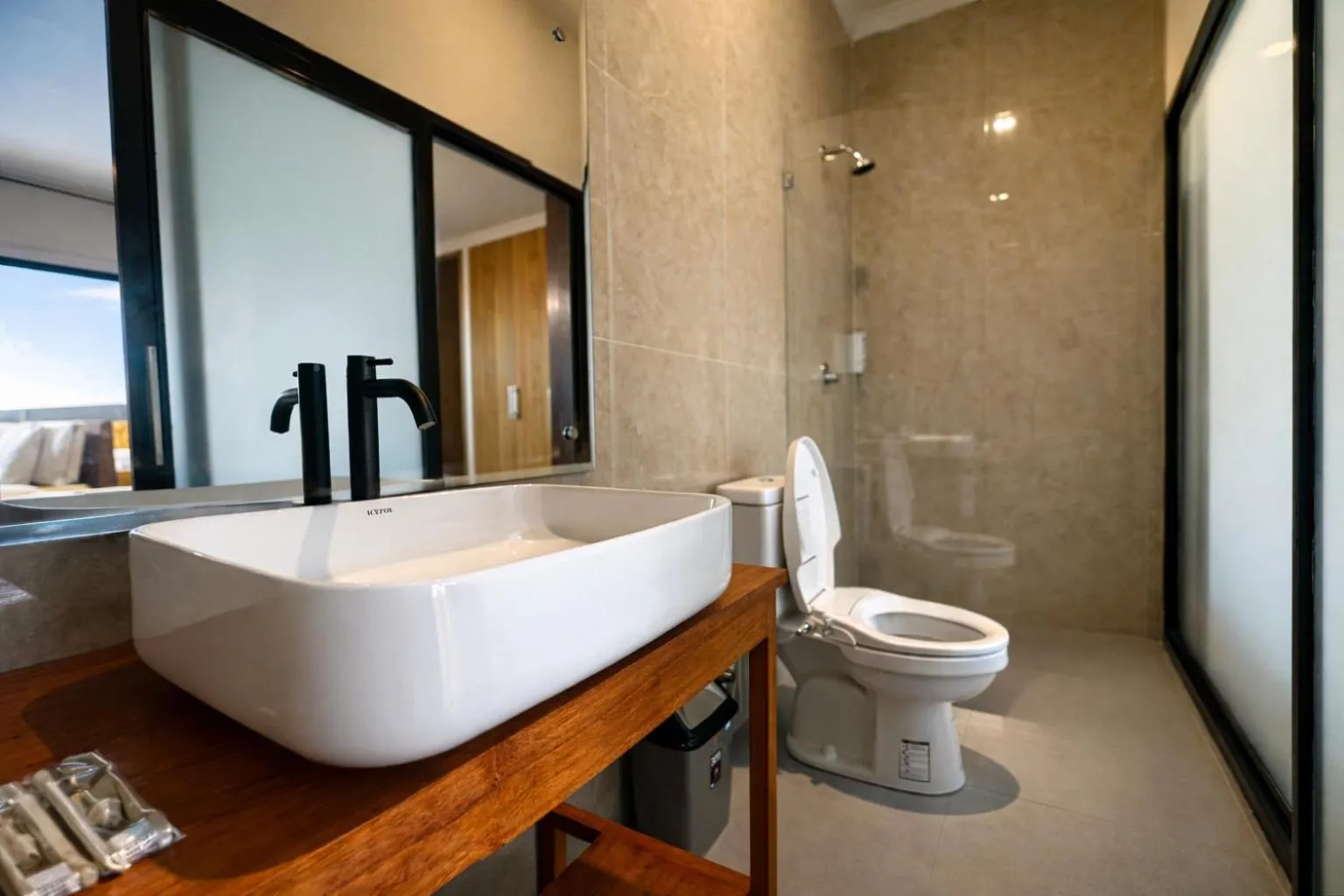 Bathroom in Nirvana Hotel Resort Tetebatu