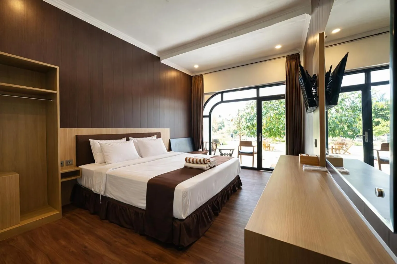 Bedroom, Bed in Nirvana Hotel Resort Tetebatu