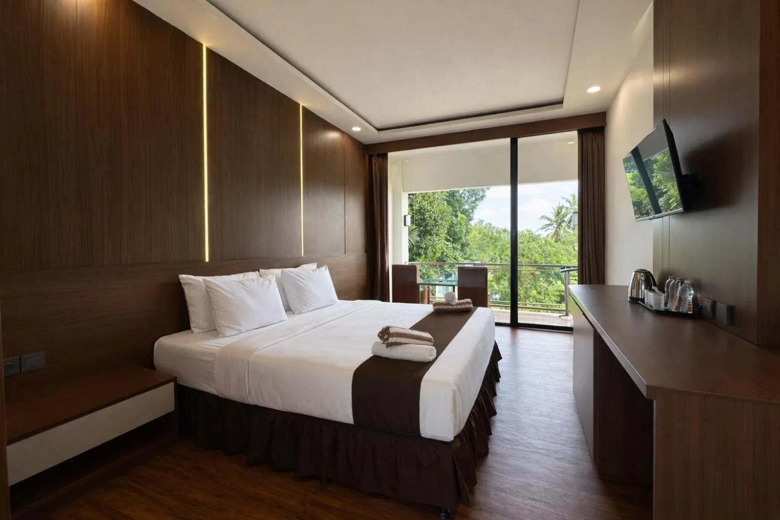 Bedroom, Bed in Nirvana Hotel Resort Tetebatu