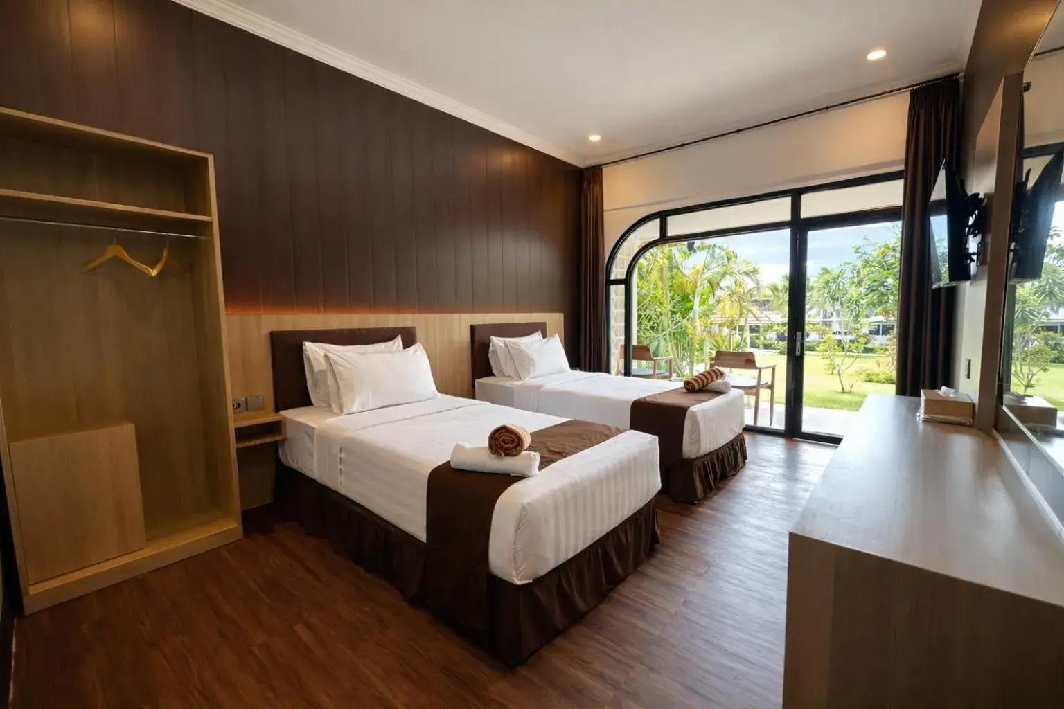 Superior Twin Room with Garden View in Nirvana Hotel Resort Tetebatu Superior Twin Room with Garden View in Nirvana Hotel Resort Tetebatu