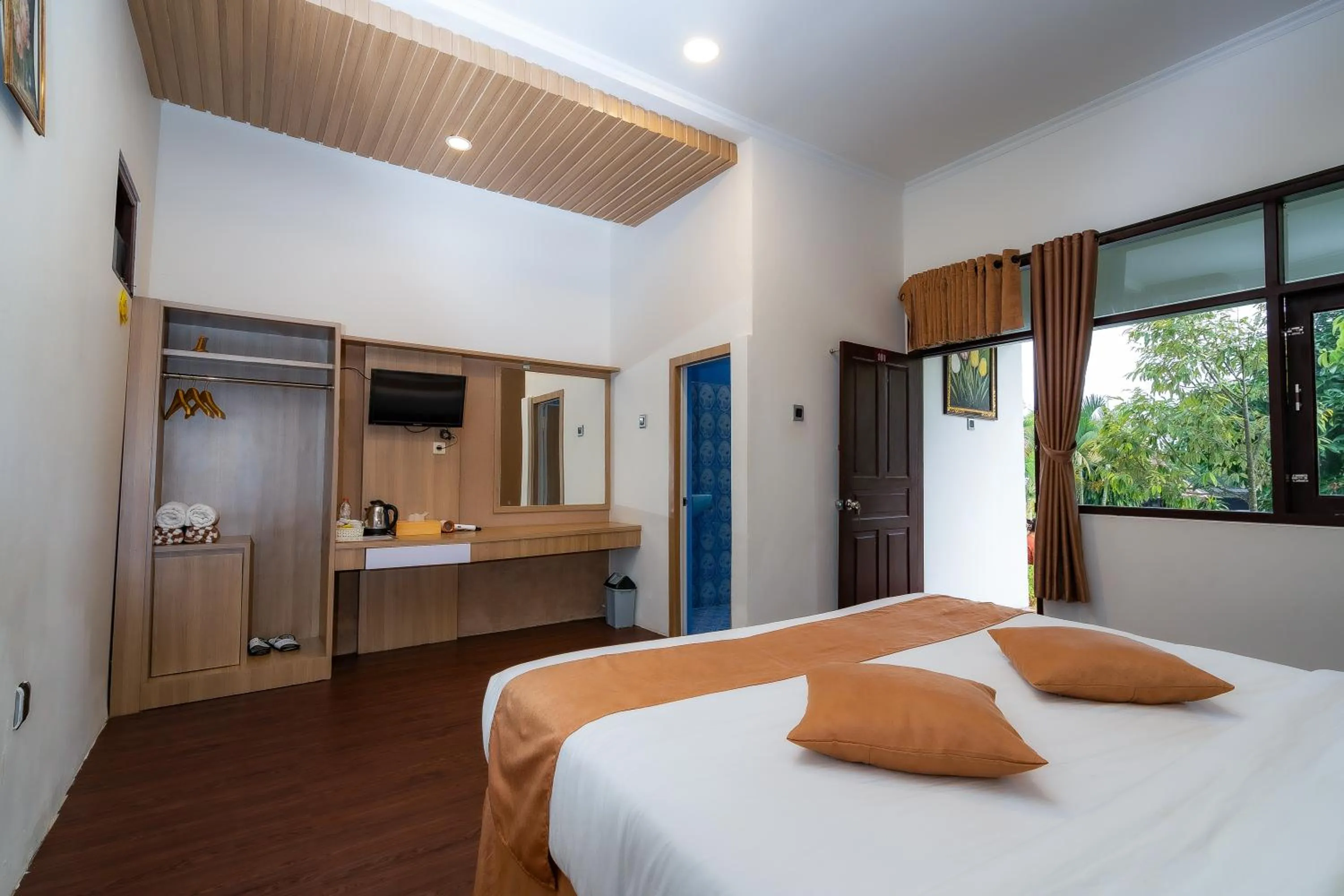 Bedroom, Bed in Nirvana Hotel Resort Tetebatu