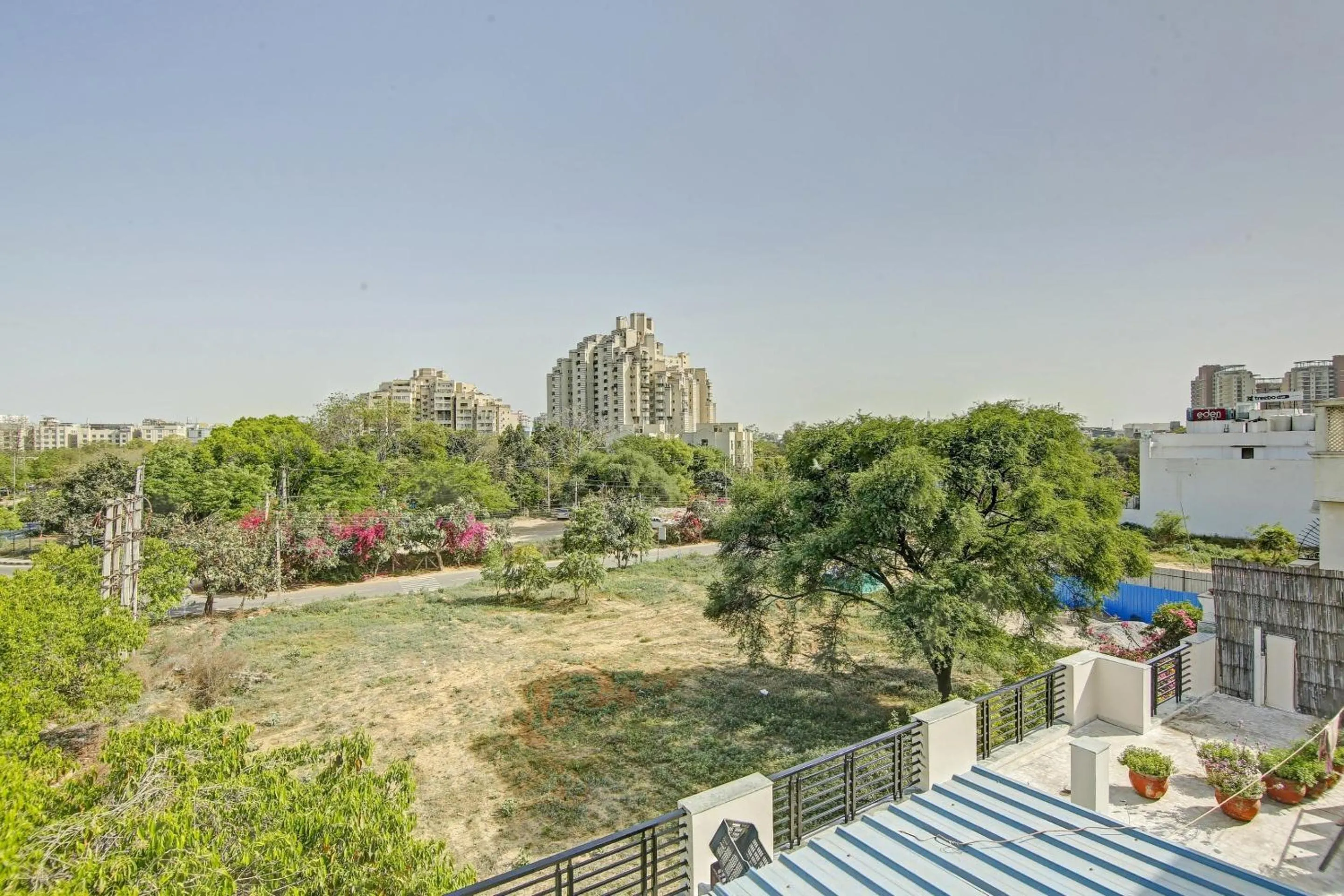 Facade/entrance in Collection O Imperial Oak Near Leisure Valley Park