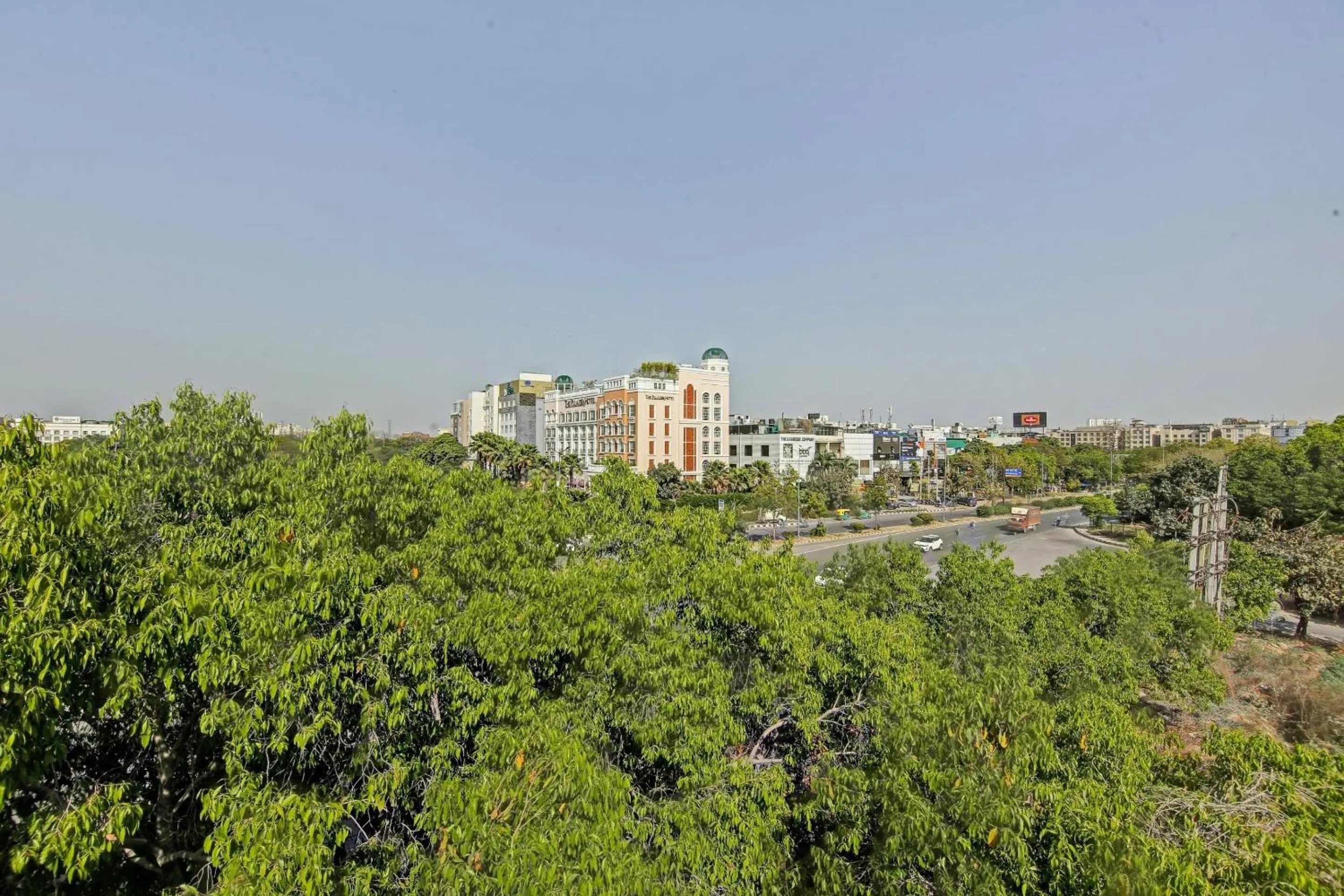 Facade/entrance in Collection O Imperial Oak Near Leisure Valley Park