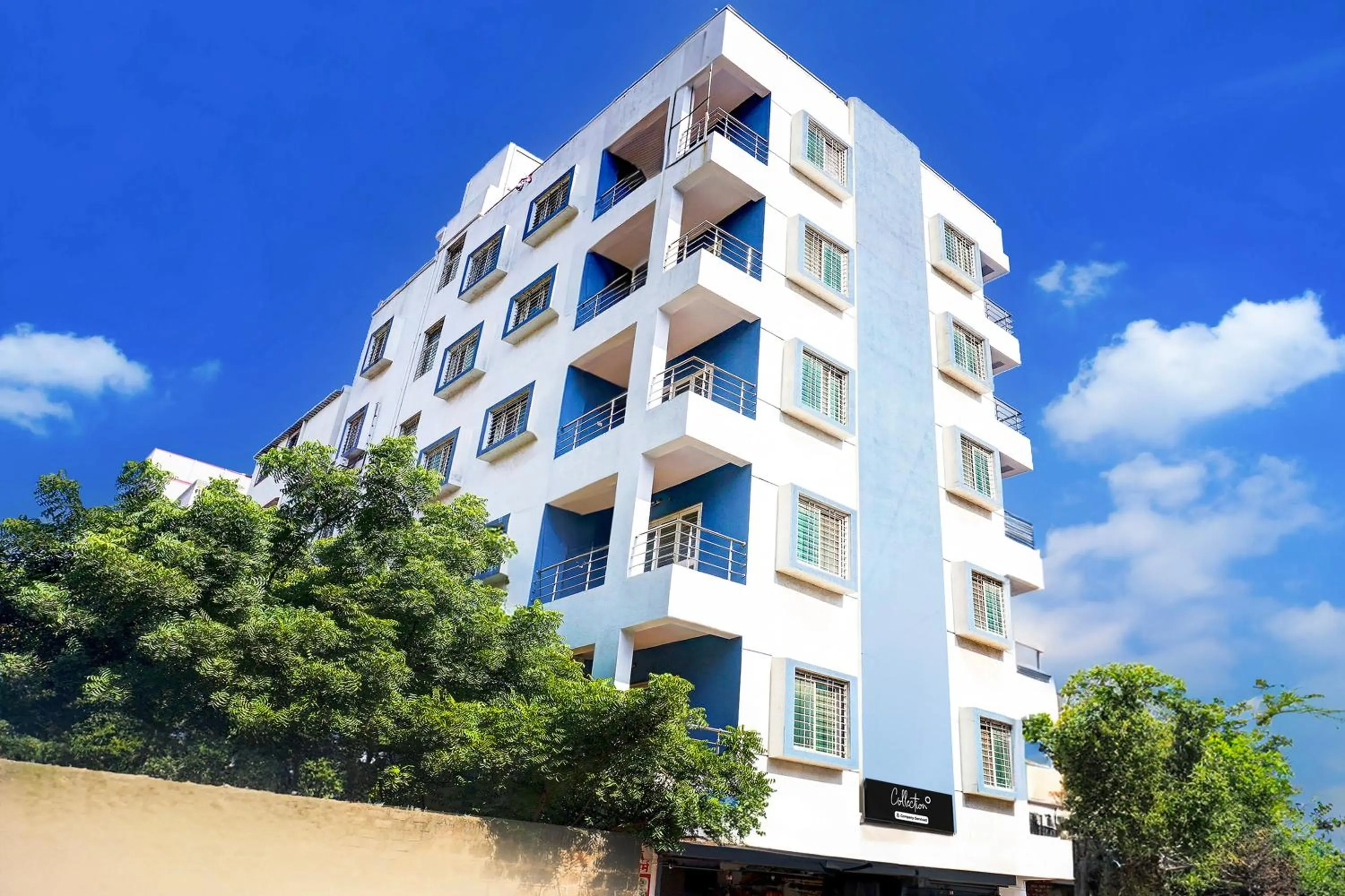 Facade/entrance in Super Collection O Ubale Nagar