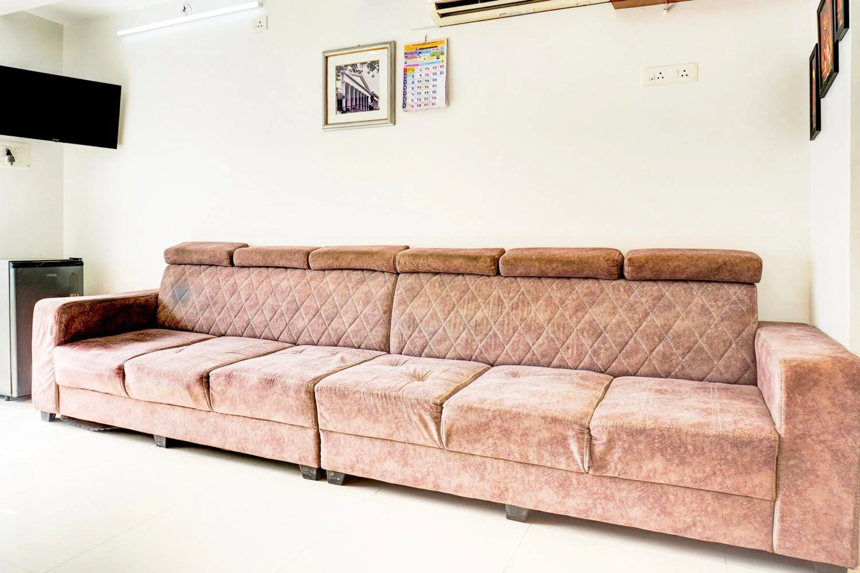 Lobby or reception in Super Collection O Ubale Nagar