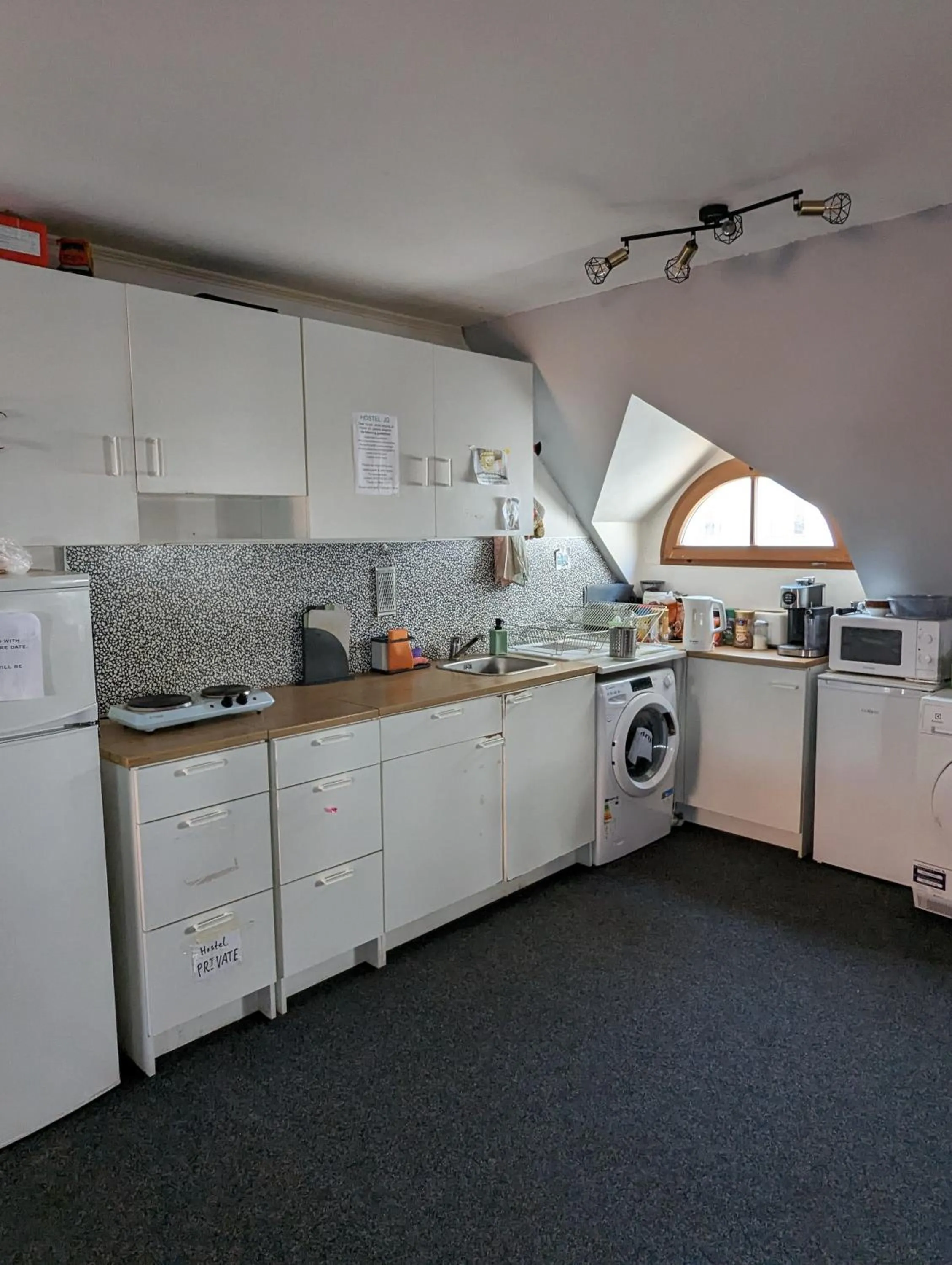 Kitchen or kitchenette in Hostel John Galt