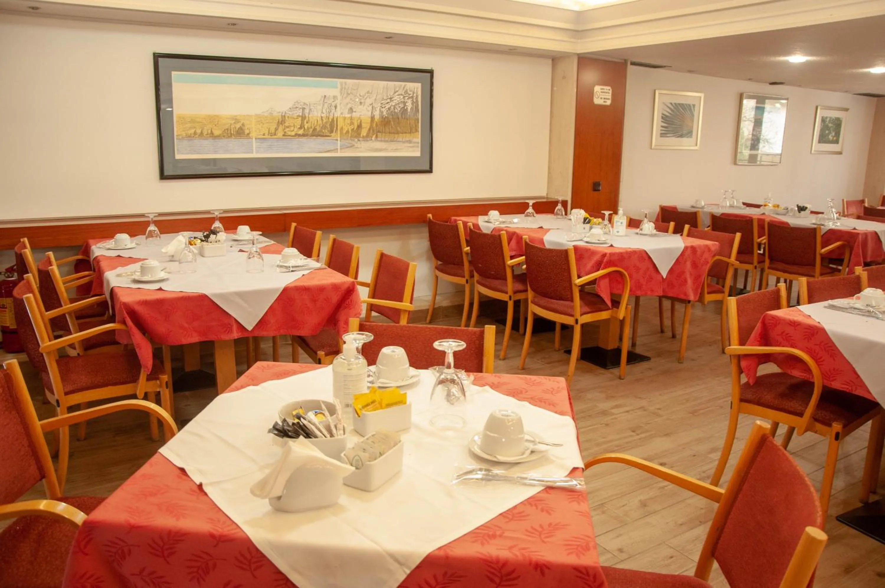 Breakfast in Hotel Samaras