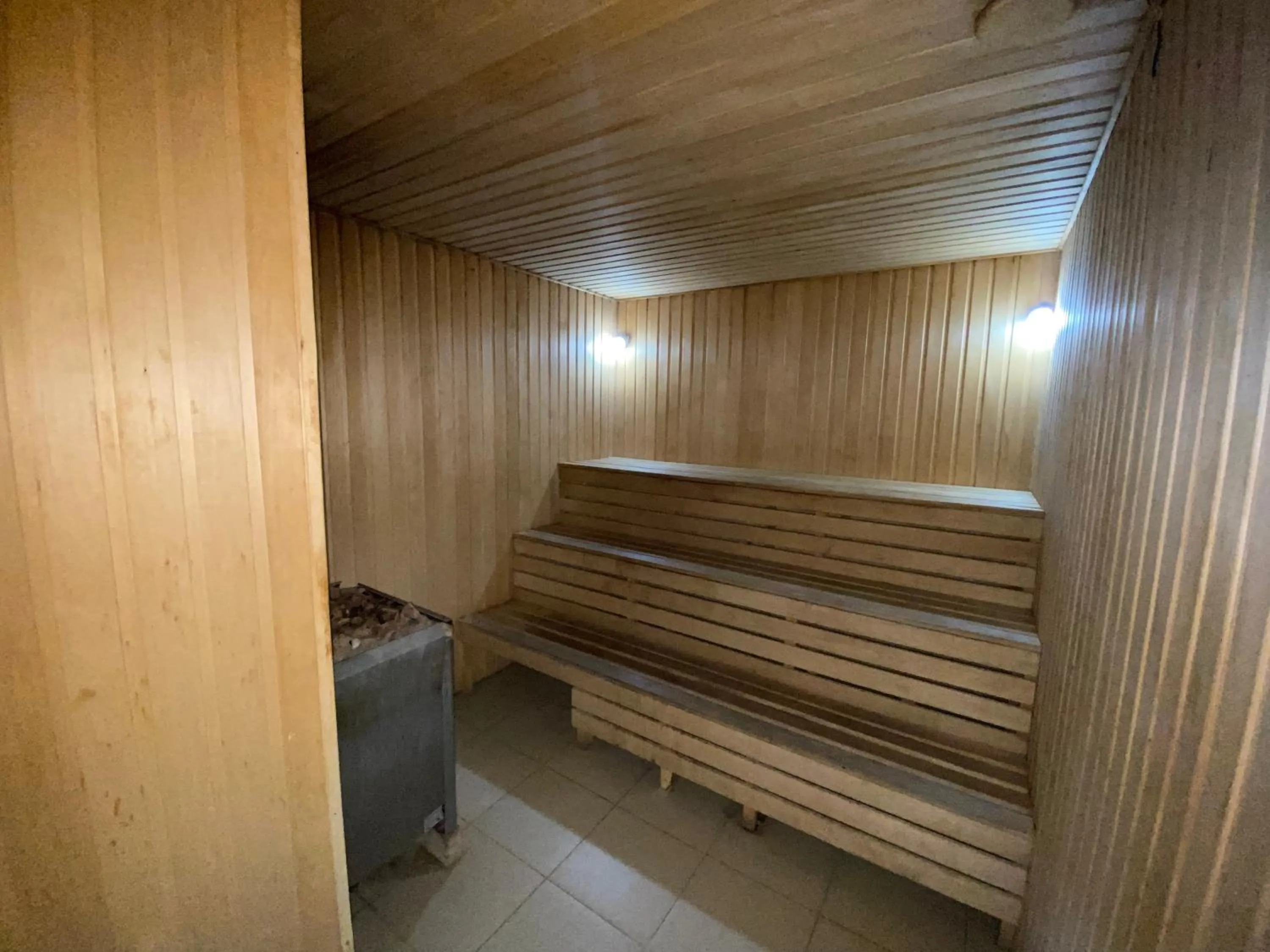 Sauna in Bahri Tojik Resort & Spa