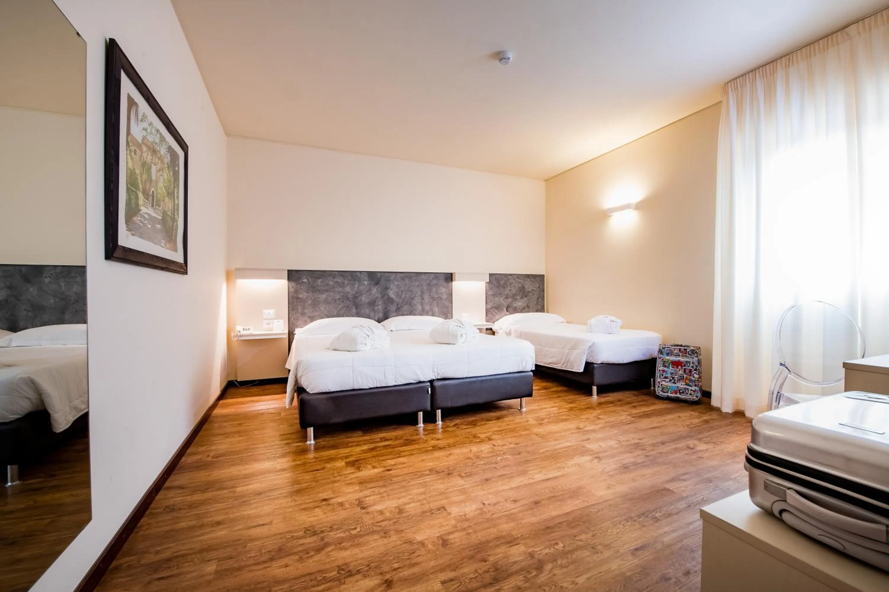 Photo of the whole room, Bed in Astoria Palace Hotel