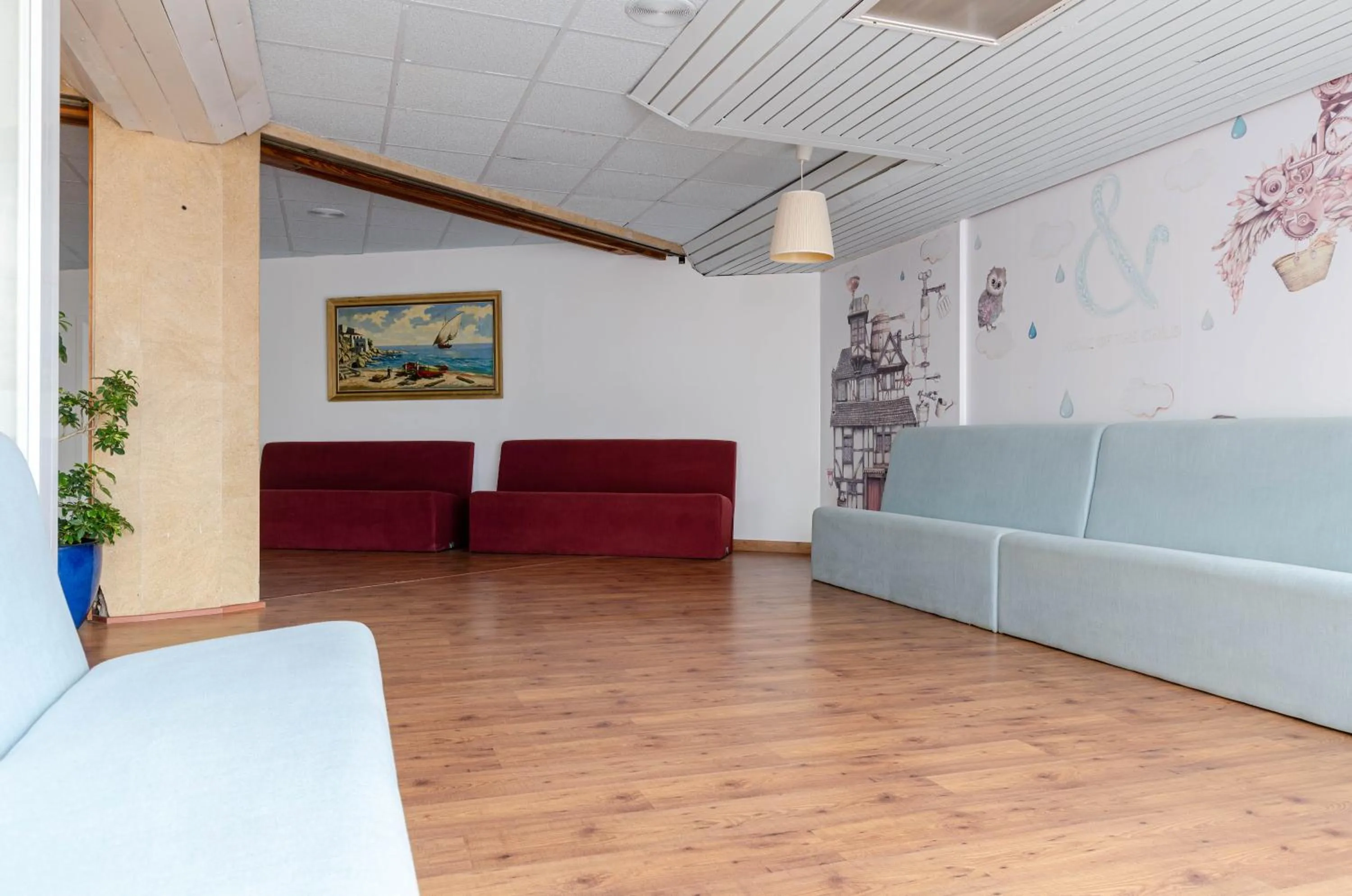 Living room in Sol y Mar Apartments