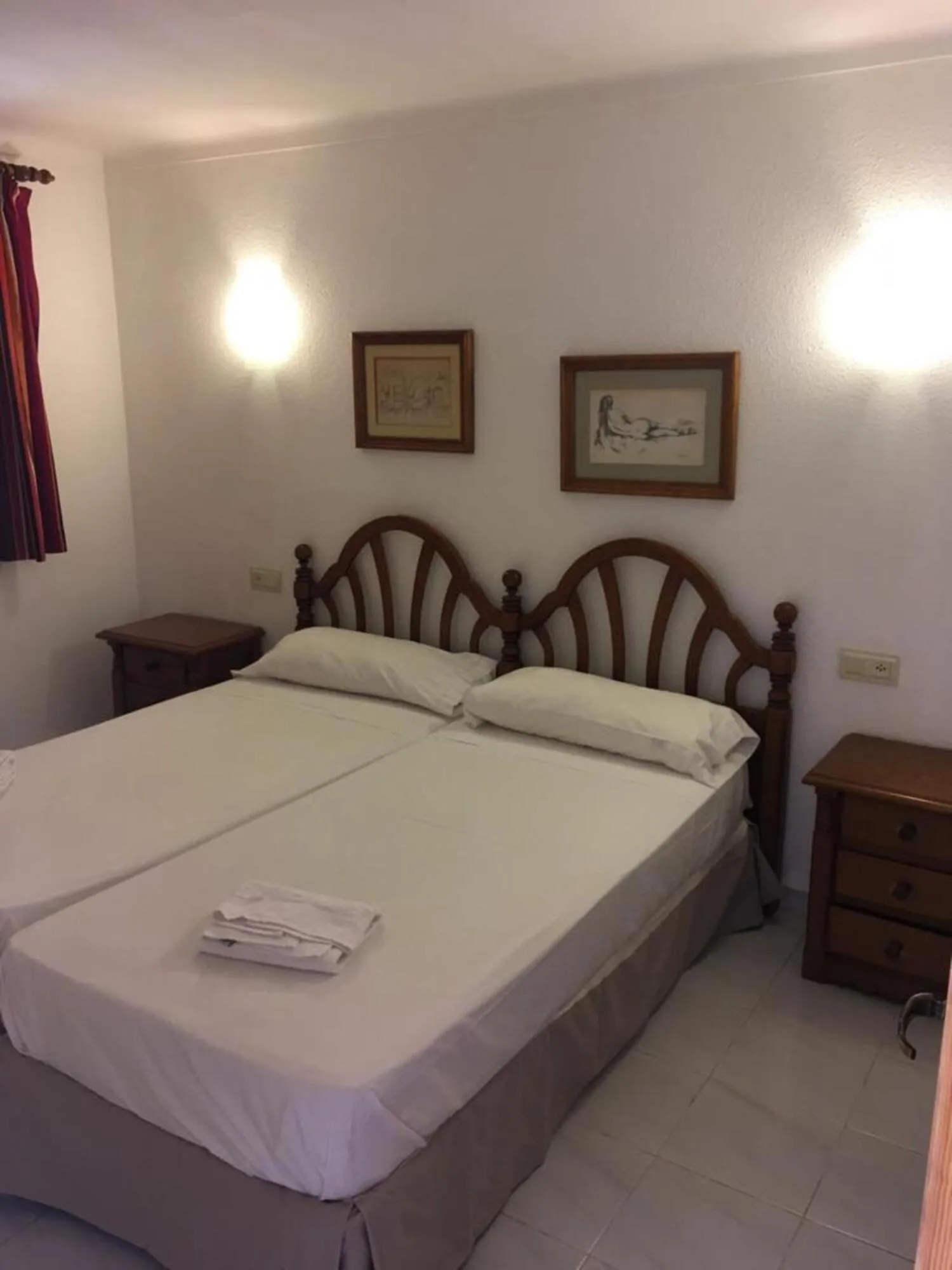 Bedroom, Bed in Sol y Mar Apartments