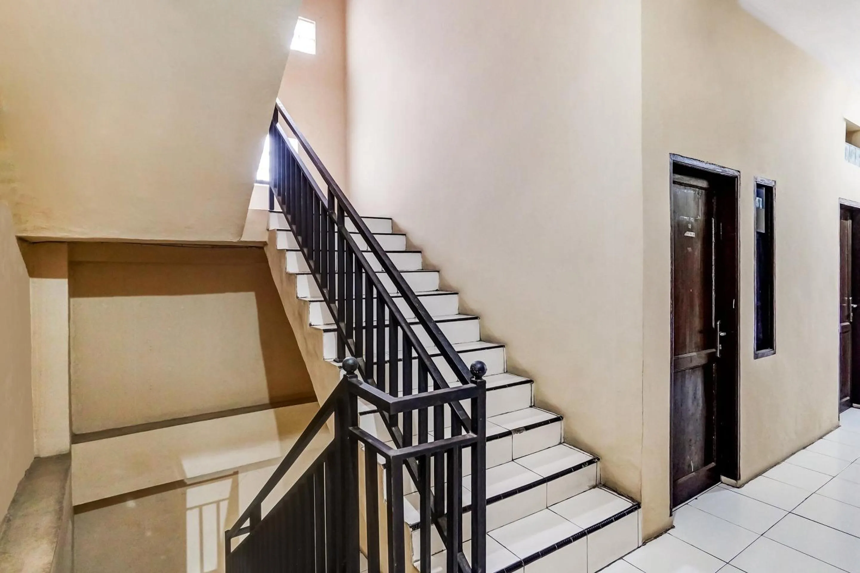 Lobby or reception in Hotel O Wilson HomestayNearRSU Bunda Thamrin