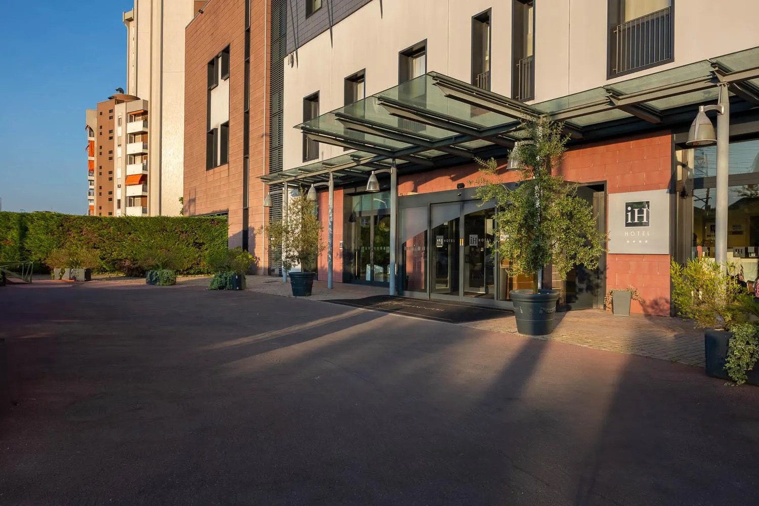 Property building in iH Hotels Milano Gioia