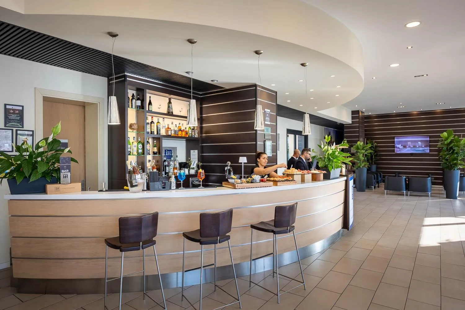 Lobby or reception in iH Hotels Milano Gioia