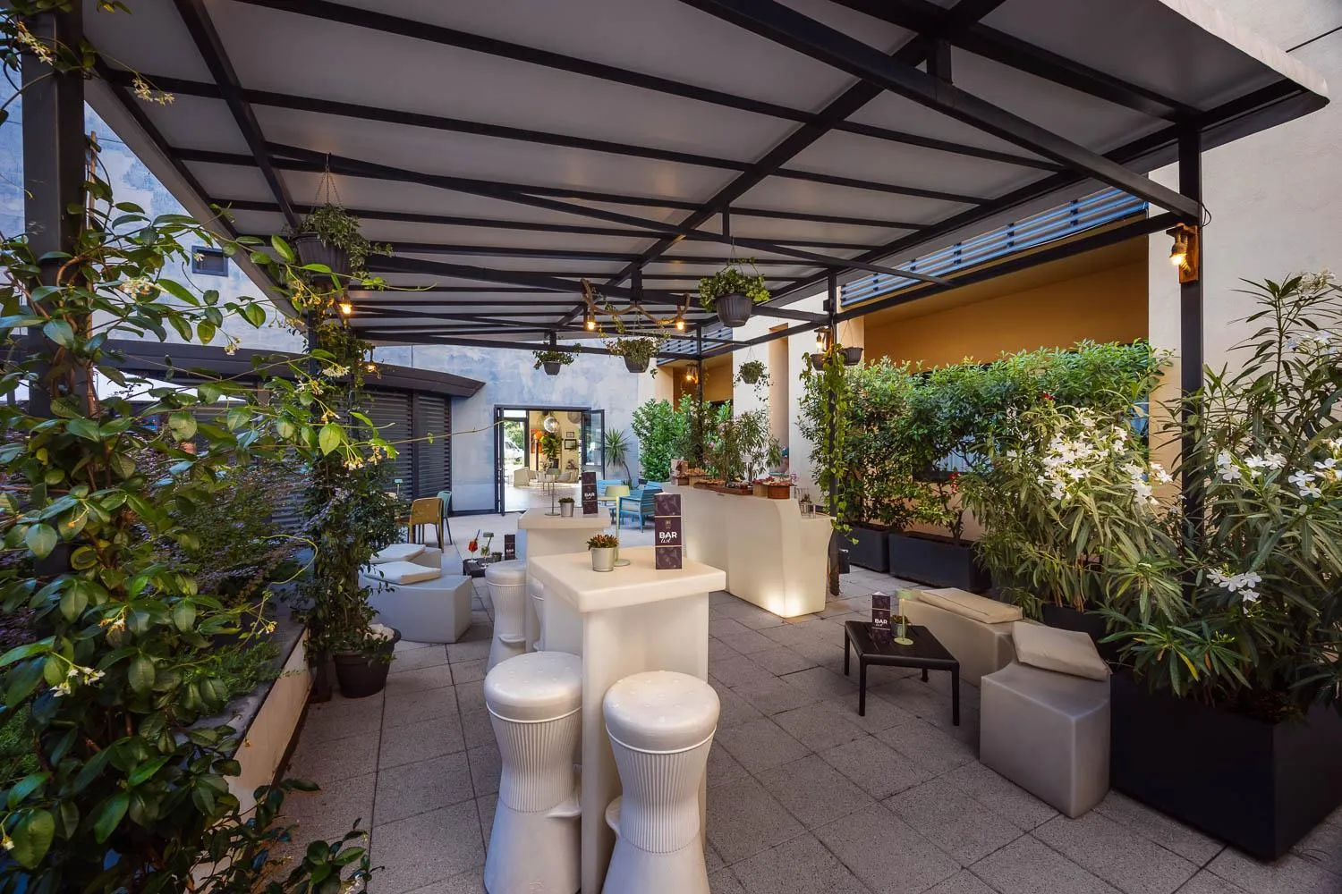 Garden view in iH Hotels Milano Gioia