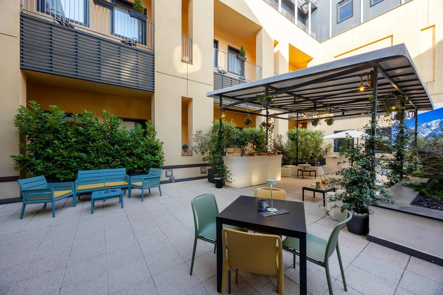 Garden view in iH Hotels Milano Gioia