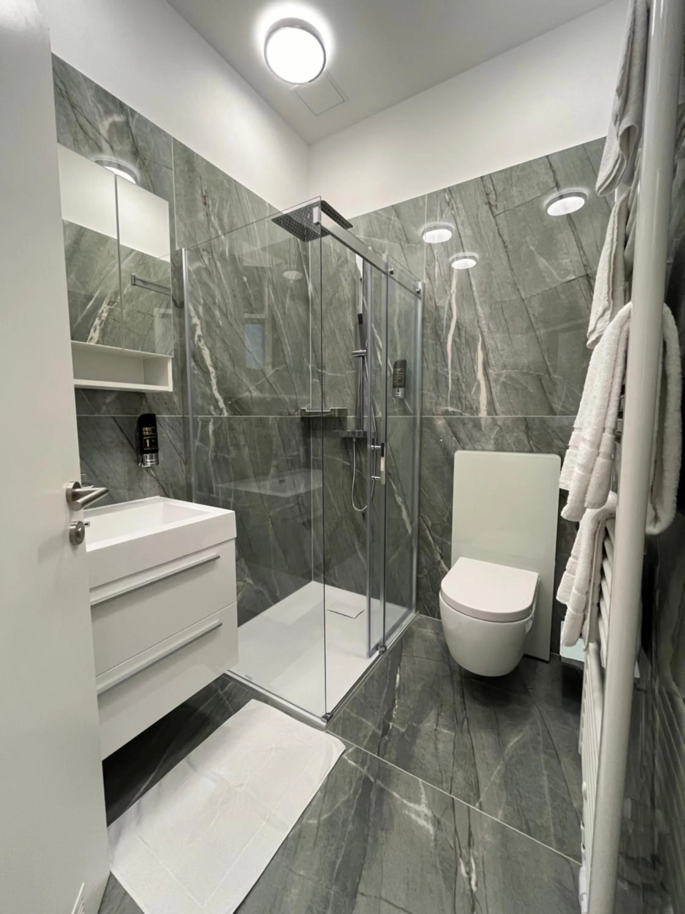 Bathroom in Street Living Hotel - Apartments