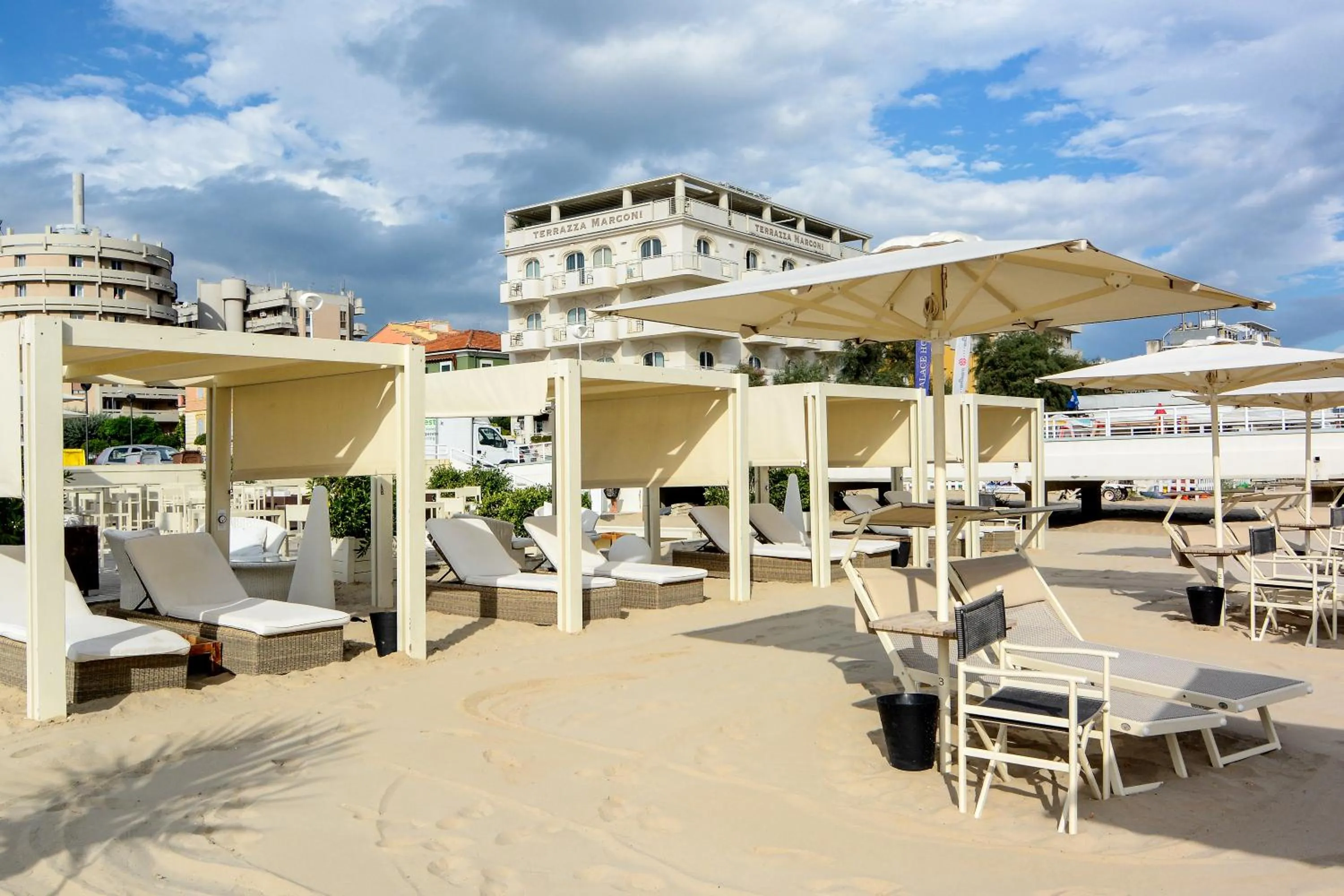 Beach in Terrazza Marconi Hotel&Spamarine