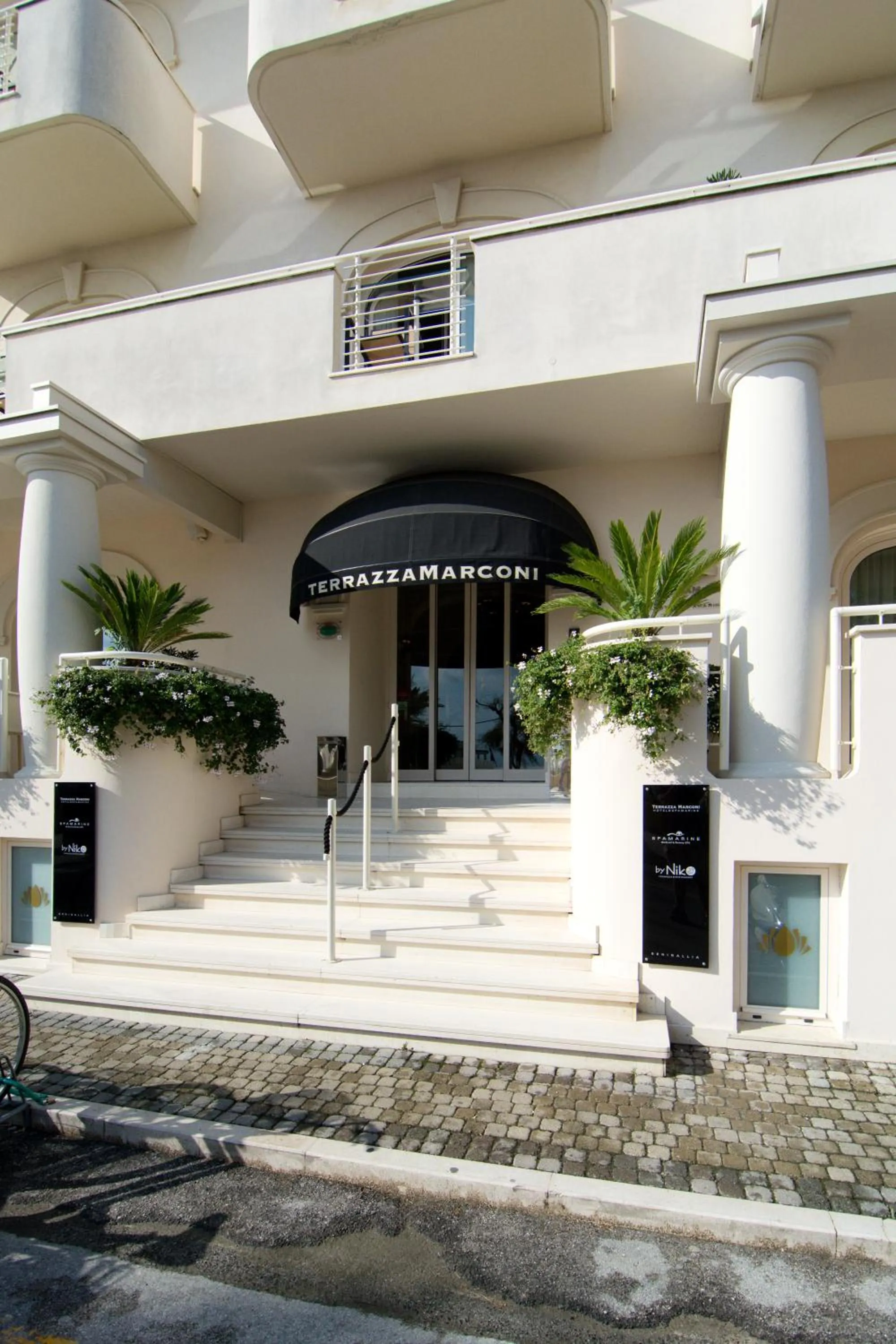 Facade/entrance in Terrazza Marconi Hotel&Spamarine