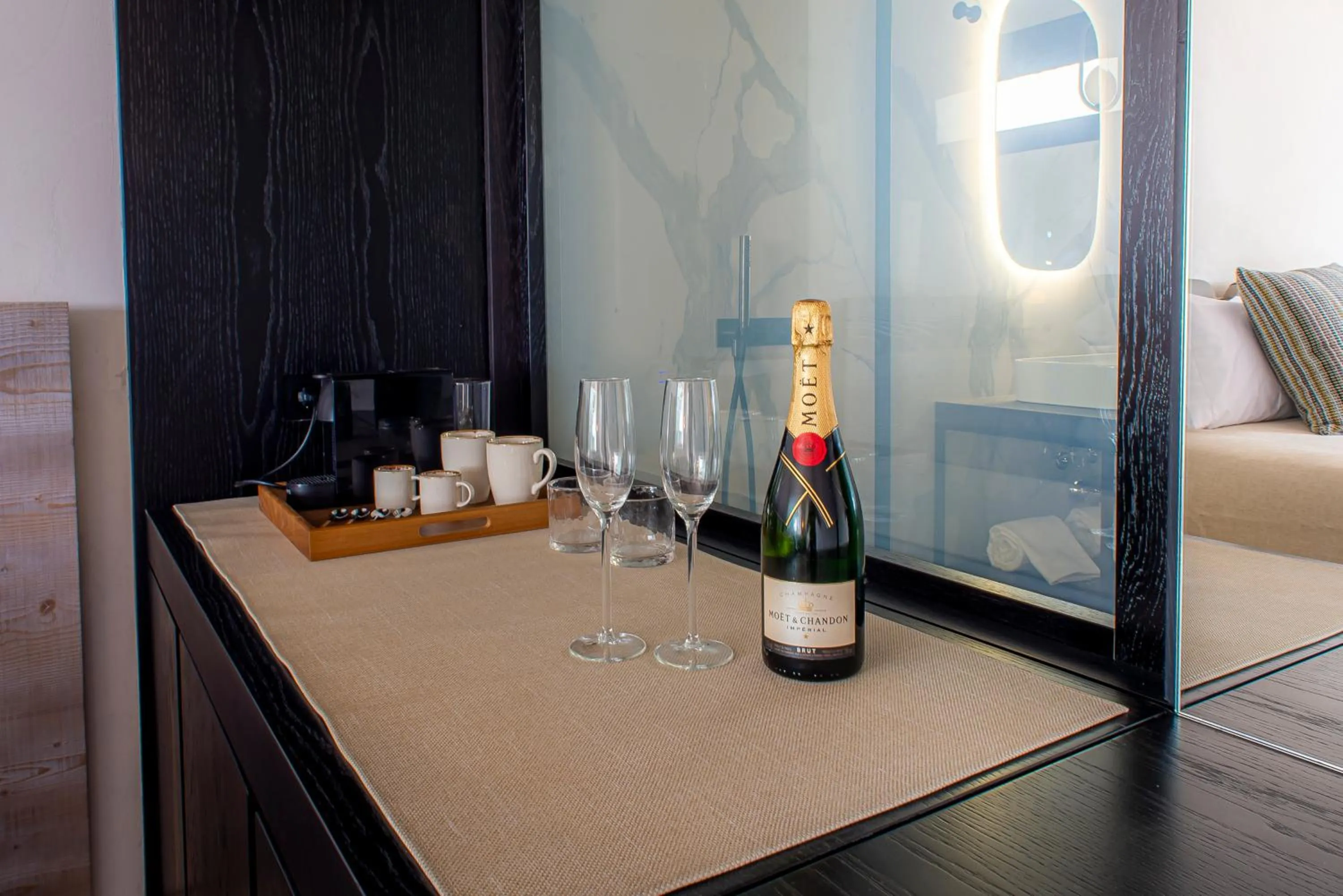 Alcoholic drinks in TenSuites - Adults Only