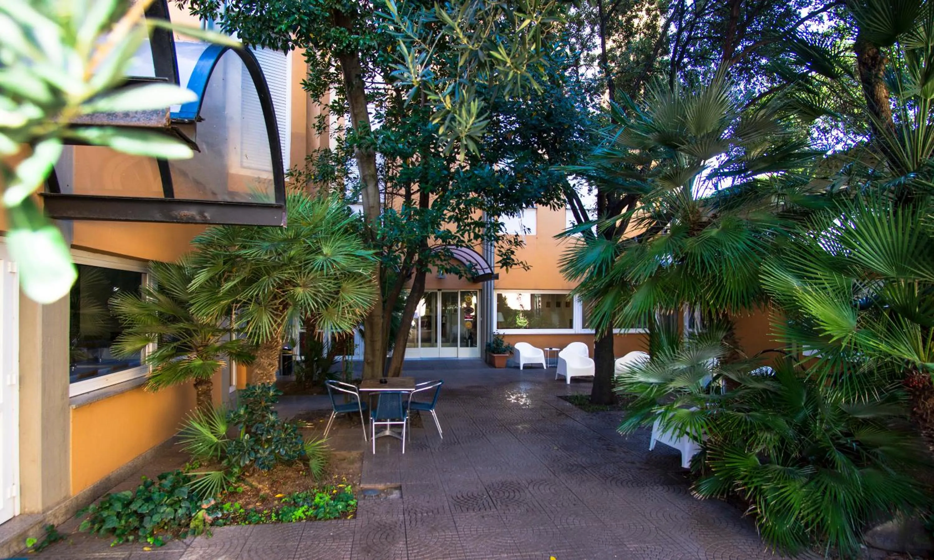 Property building in Mistral2 Hotel