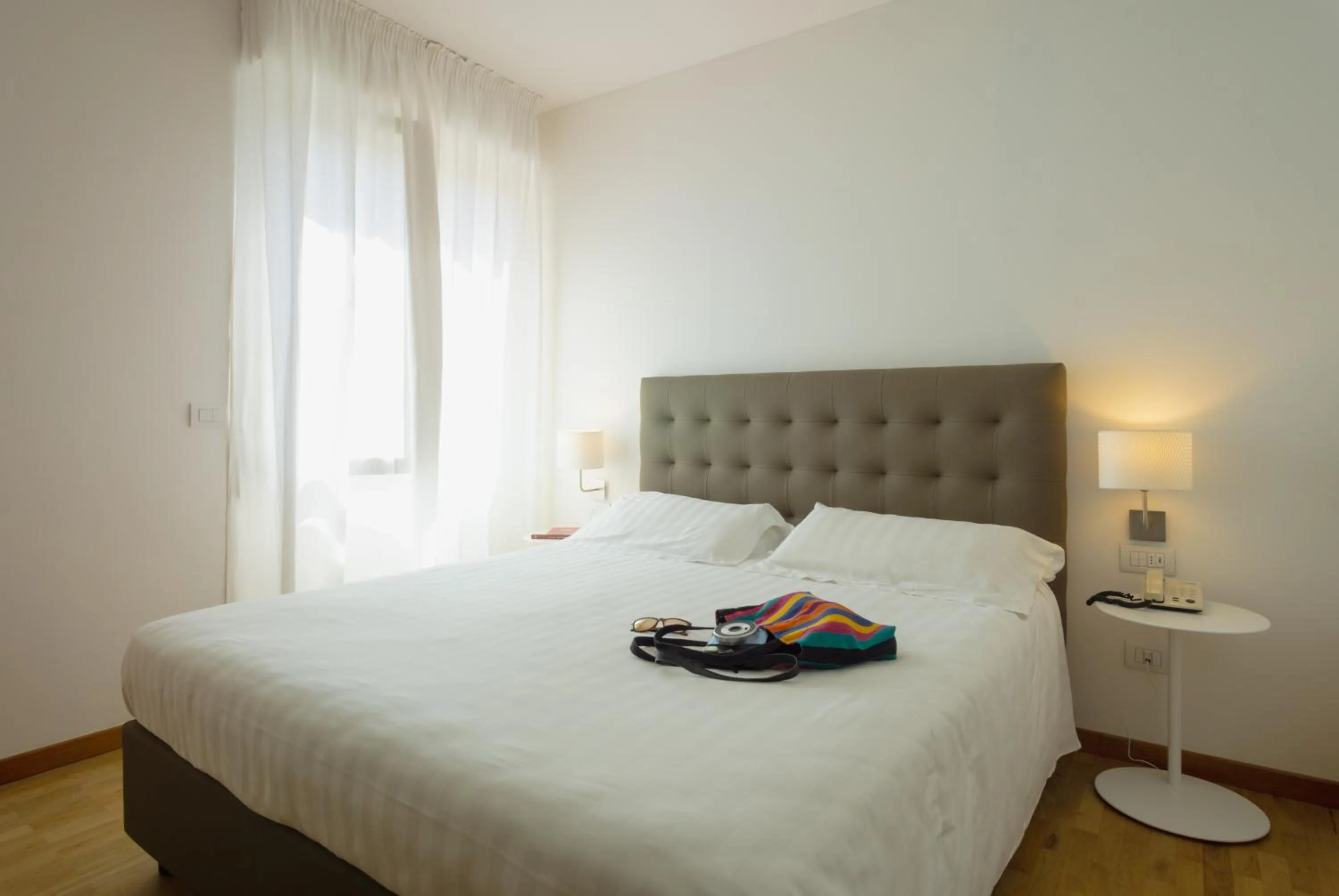 Bedroom, Bed in Mistral2 Hotel