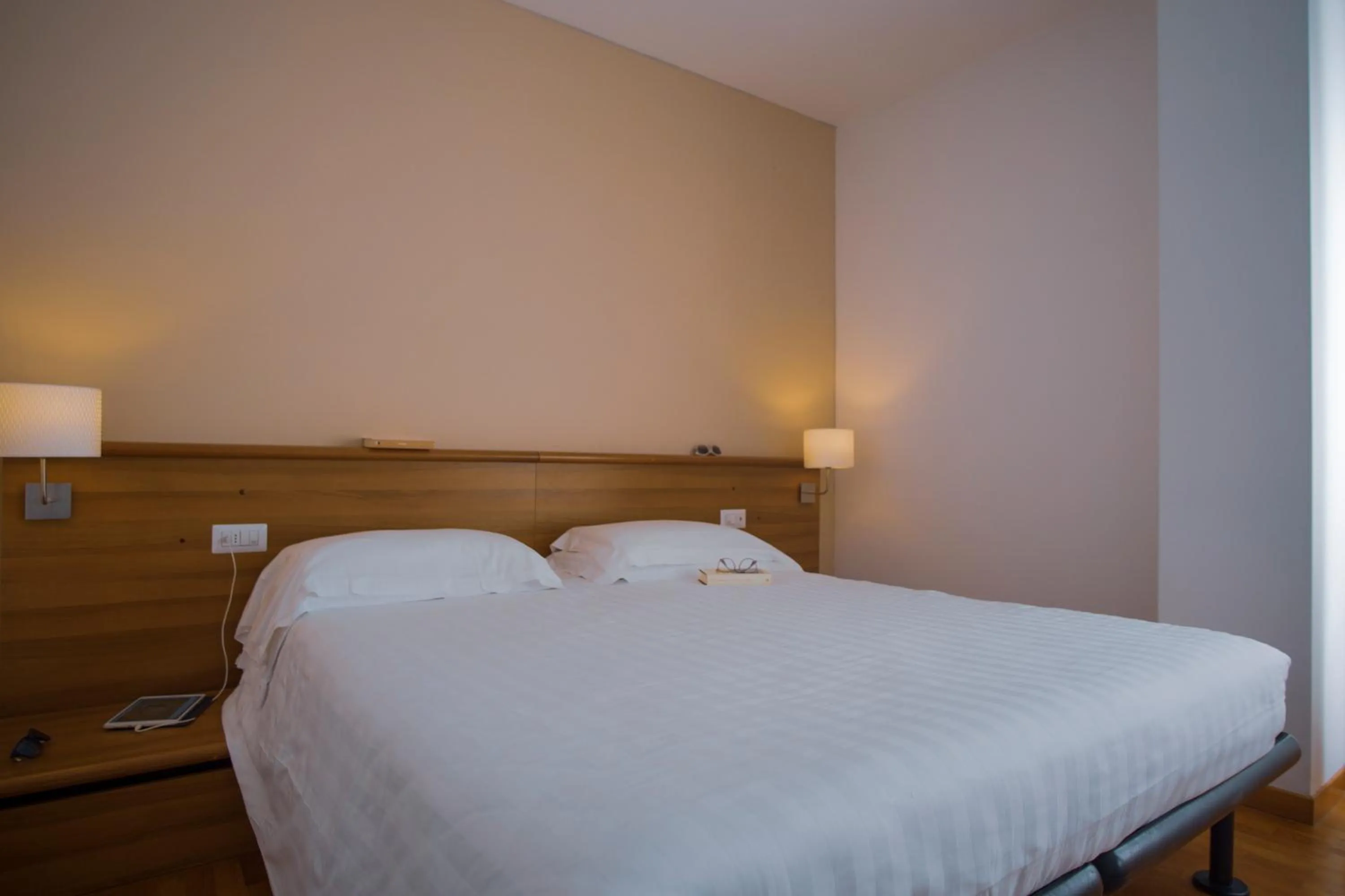 Bedroom, Bed in Mistral2 Hotel